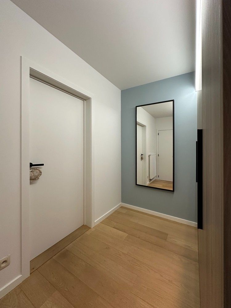 Prachtig 3 slaapkamer appartement met mooi terras in Wijnegem! foto 9