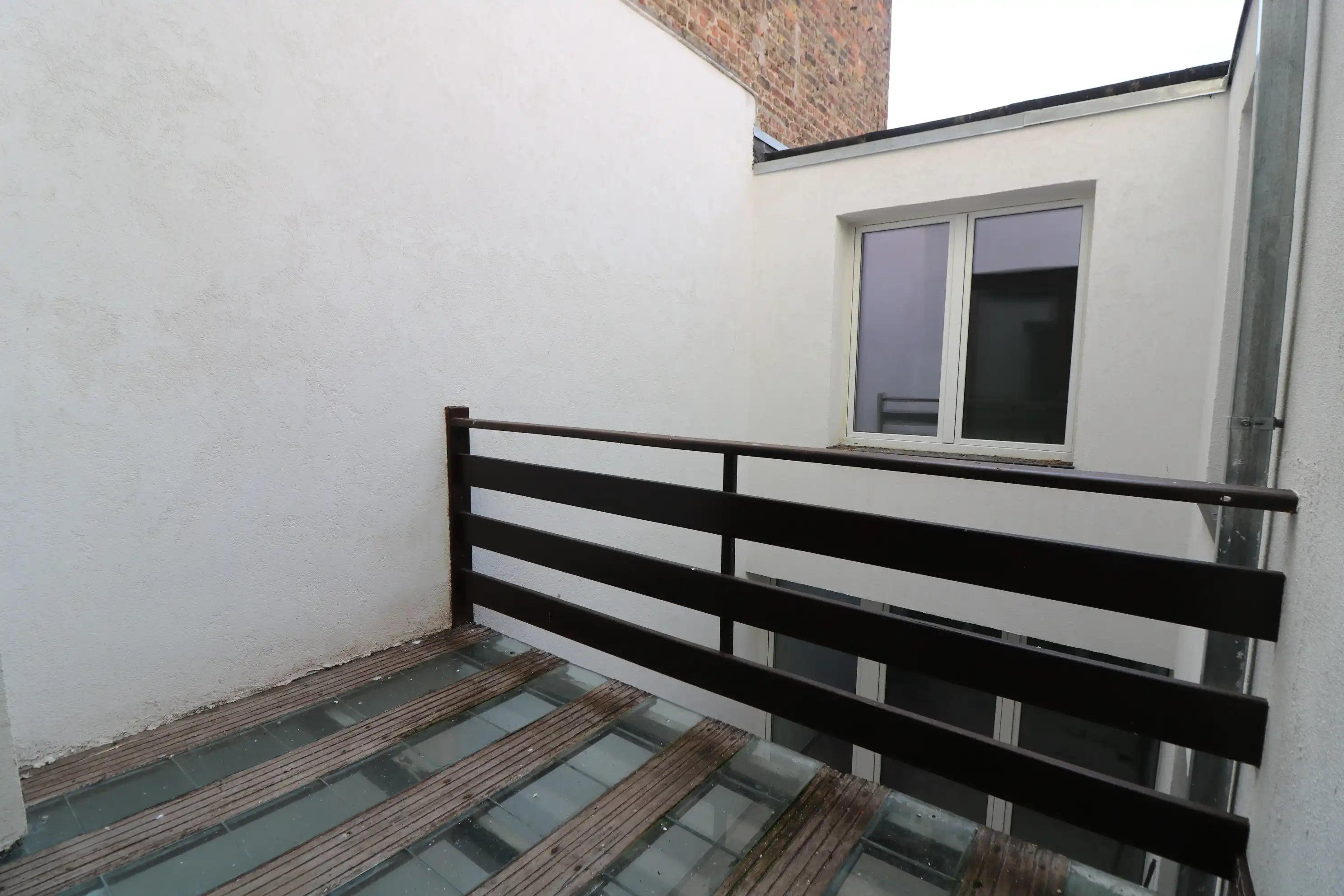 Zeer ruim, volledig gerenoveerd duplexappartement (162 m²) met 3 slaapkamers en 2 badkamers. foto 9