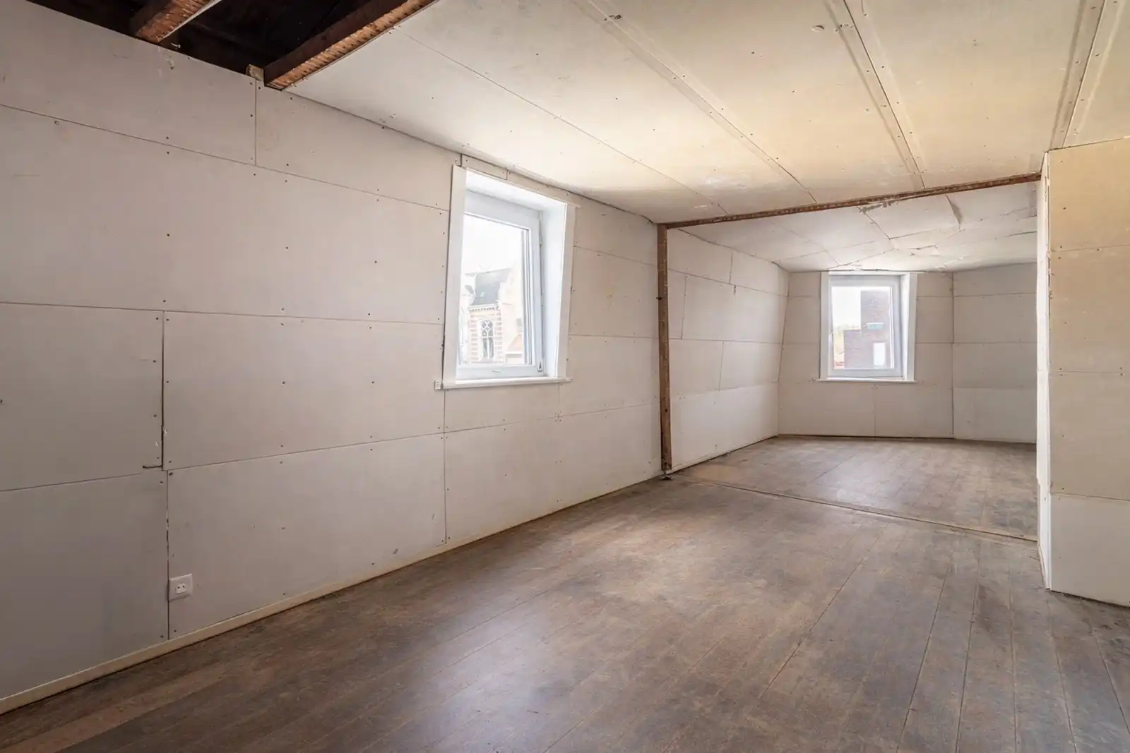 Opbrengsteigendom met horeca op topligging – Cogelsplein Deurne foto 14