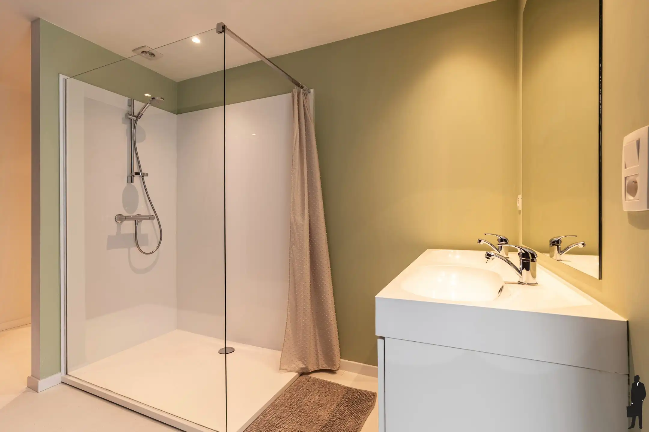 Instapklare gezinswoning nabij het centrum van Schilde foto 11