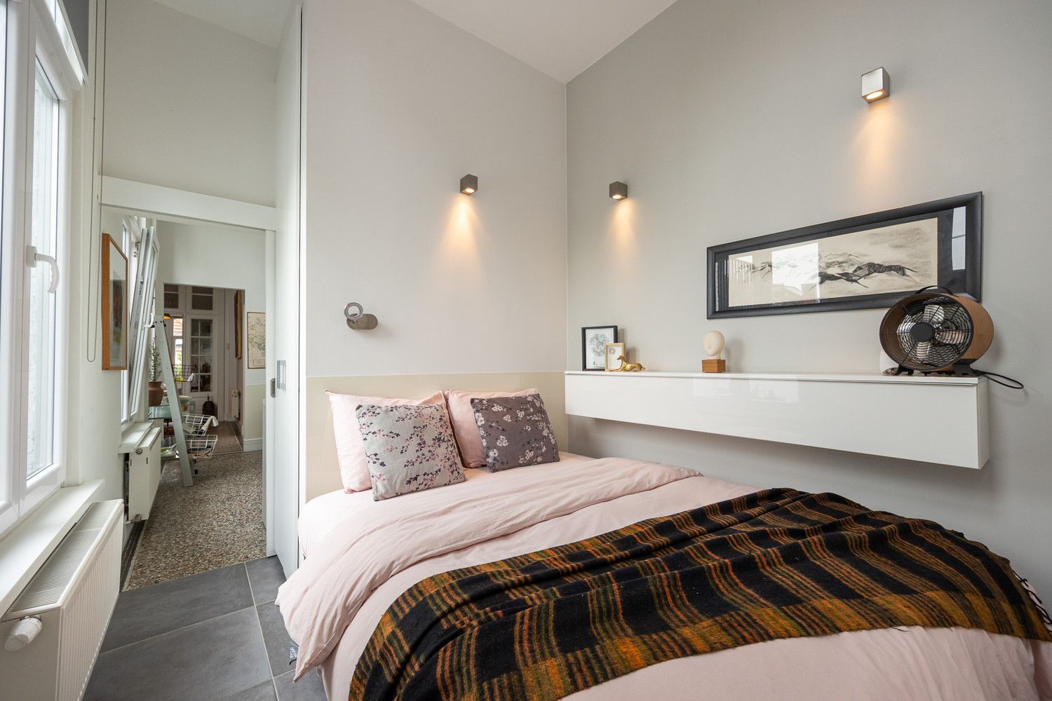 Prachtige gerenoveerde herenwoning van 341 m² in hartje Antwerpen met tal van mogelijkheden: combi wonen/werken of gedeeltelijke verhuurmogelijkheden foto 32