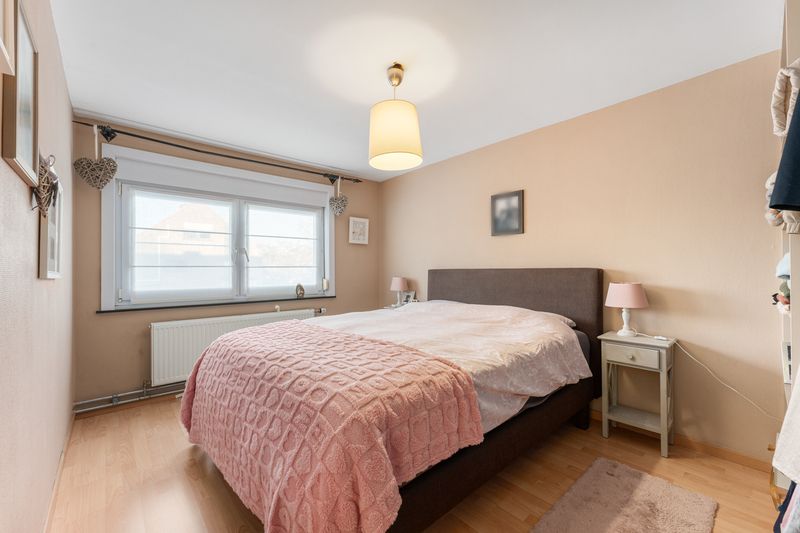 Roeselare : Charmante instapklare woning aan de stadsrand van Roeselare voorzien van 3 slpks. foto 10