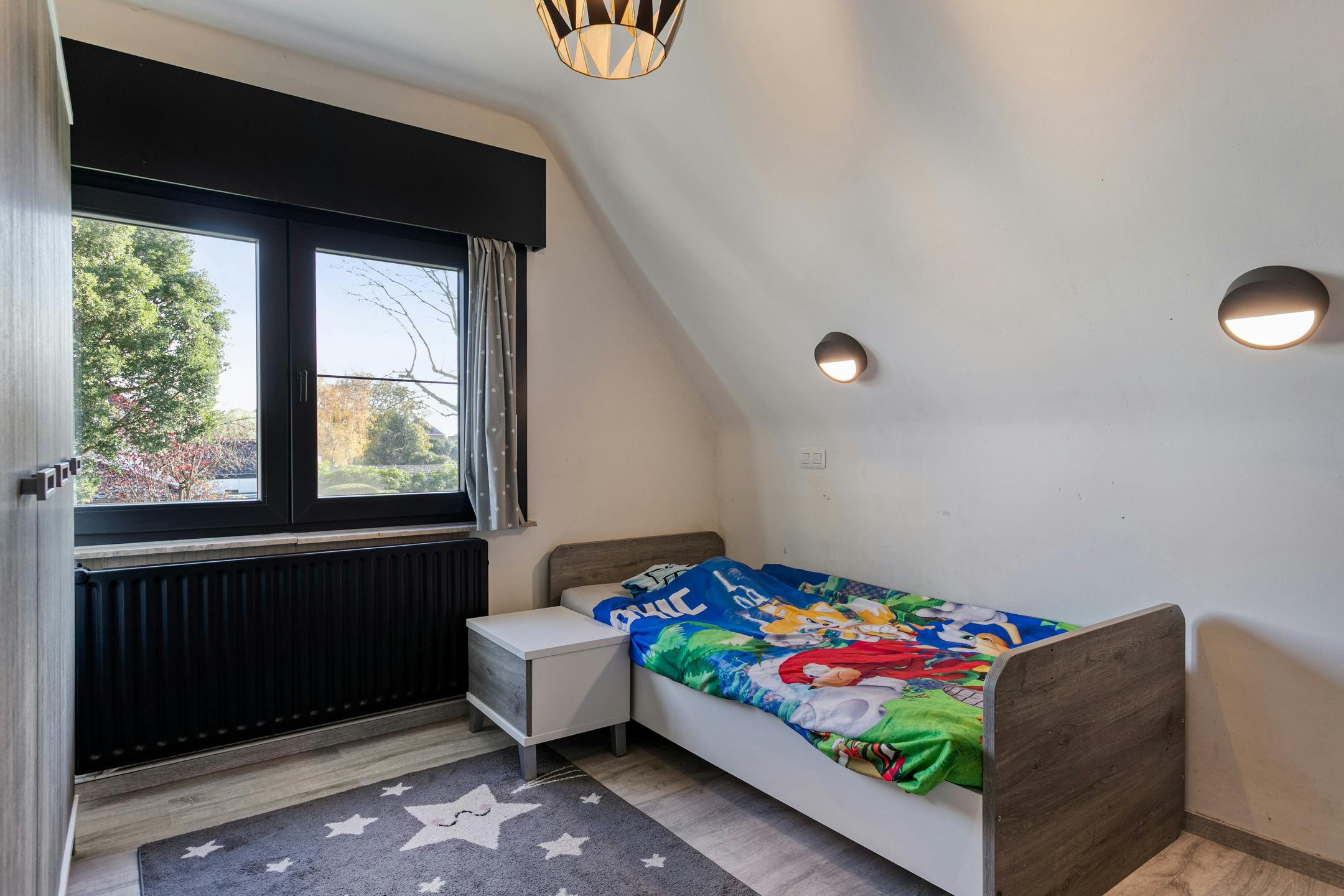 Huis met 4 slaapkamers, garage en zonnige tuin in Landegem foto 13