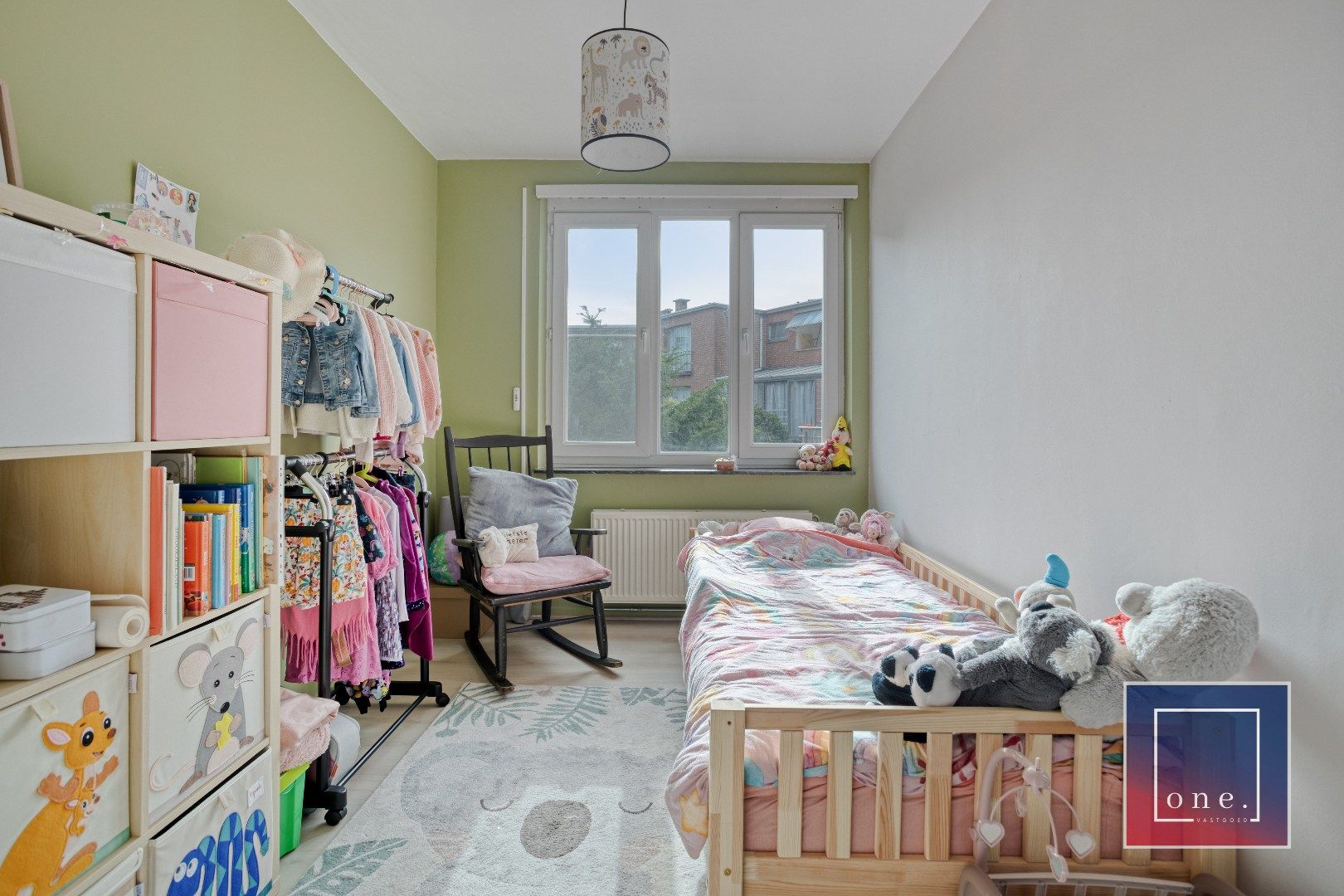 Instapklaar 2 slaapkamer appartement met terras.  foto 11