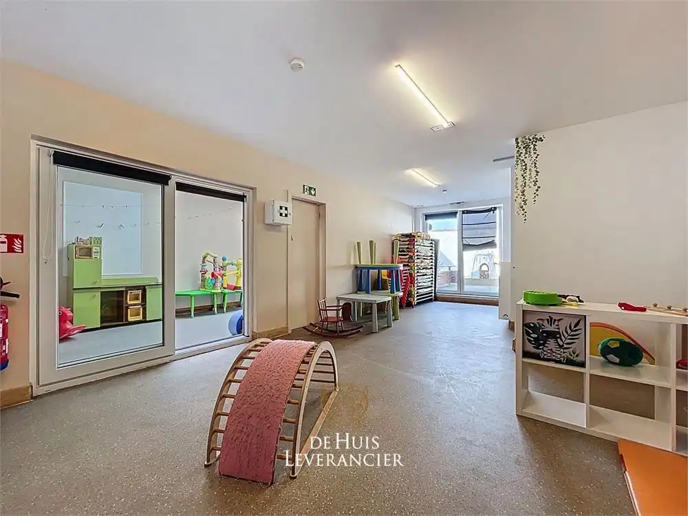 Uniek gebouw met handel en woongelegenheden te koop in Rumst foto 20