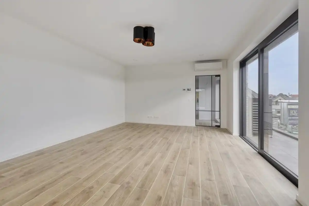 EXCLUSIEF EN KWALITATIEF NIEUWBOUWAPPARTEMENT VAN 163 M² MET 3 SLPK'S, 2 BADK'S EN RIANTE TERRASSEN IN MUNSTERBILZEN foto 7