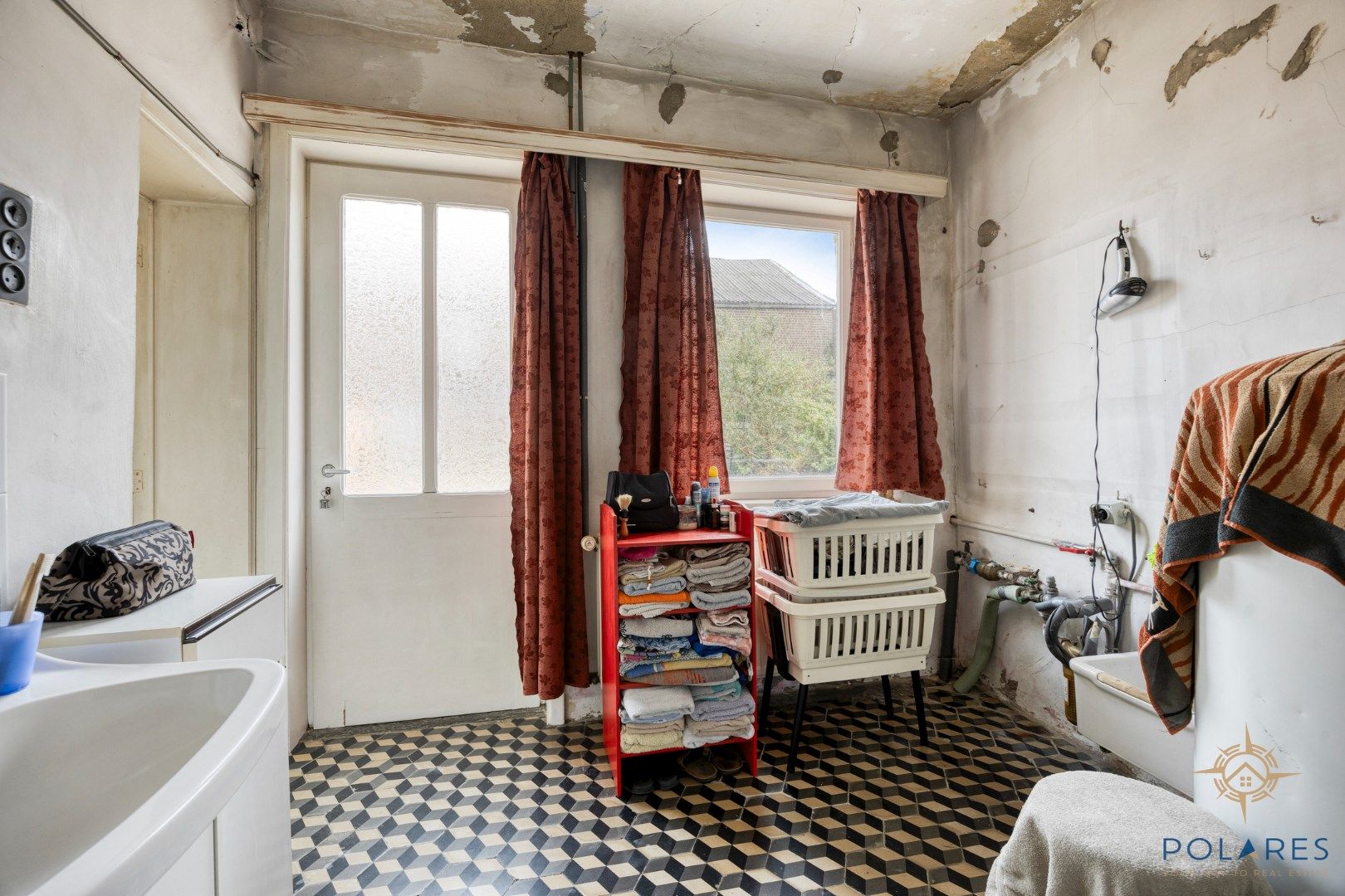 Te renoveren hoeve in centrum Oplinter foto 13