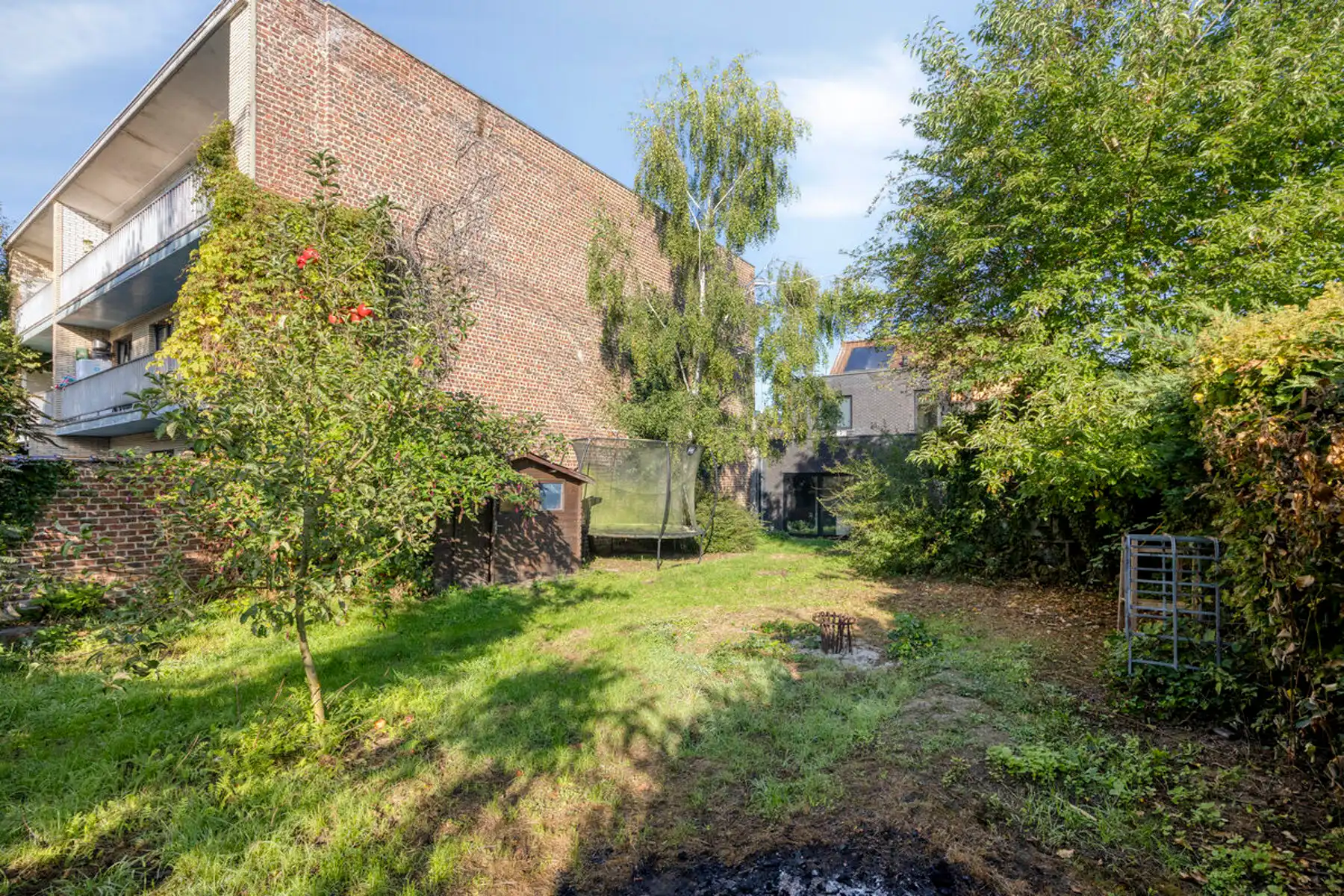Energetisch gerenoveerde woning met tuin uitgevend op Liedekerkebos foto 21