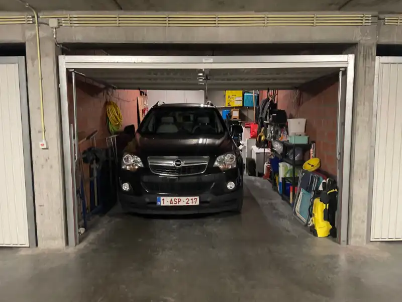 Ruim en rustig  gelegen villa-appartement met 2 slaapkamers en 3 terrassen - een unieke kans! foto 20