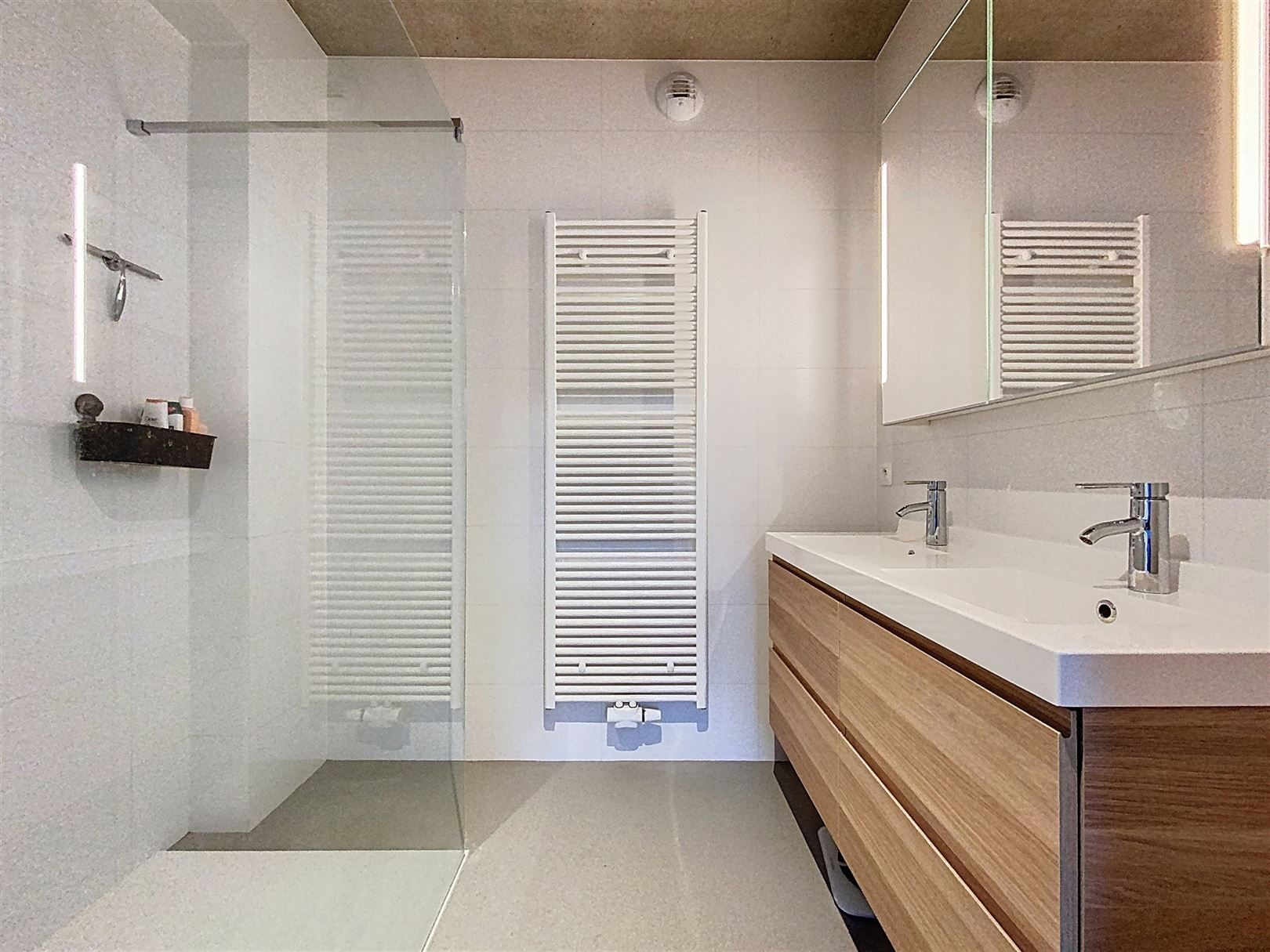 Exclusief appartement met zicht op het water foto 9