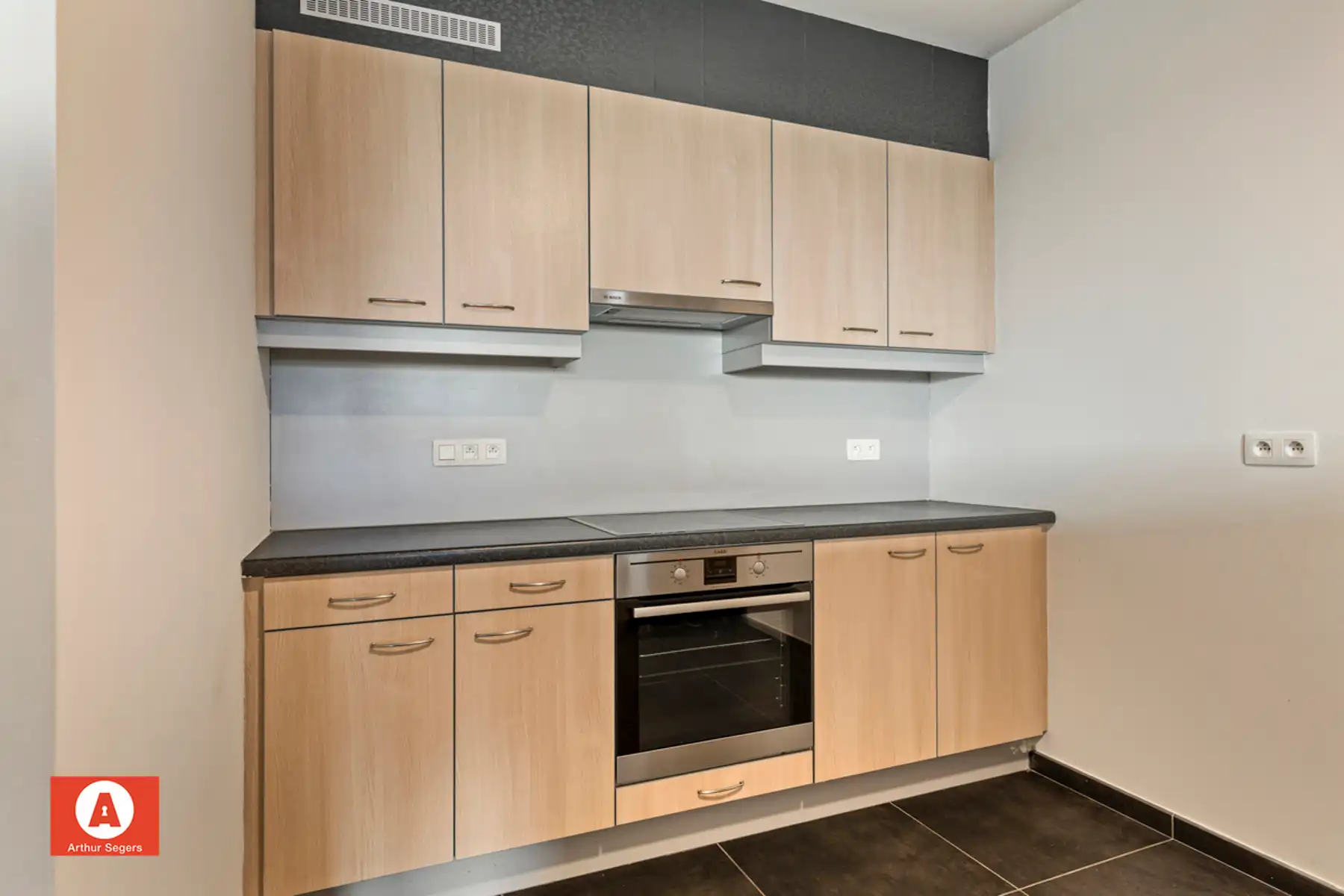 Energiezuinig gelijkvloers appartement met garage foto 11