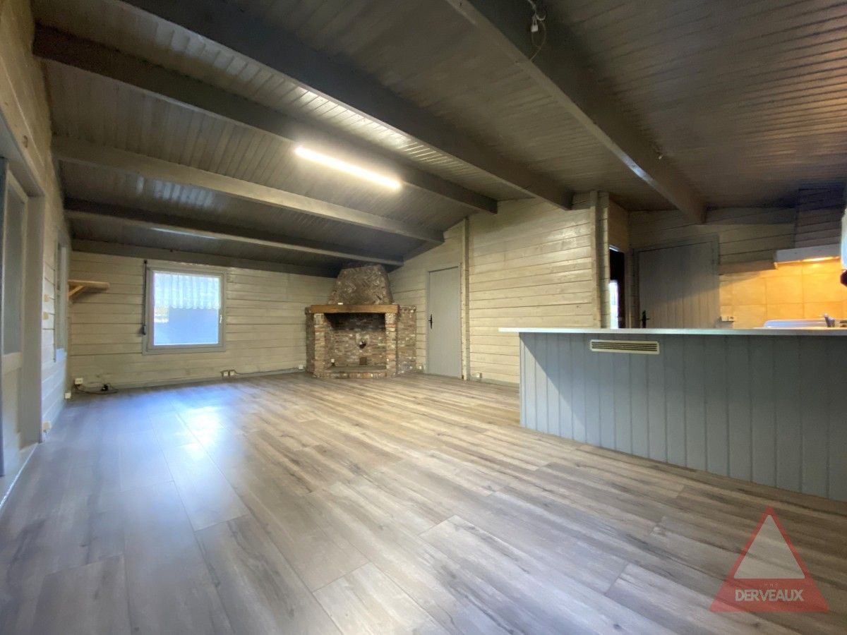 Zonnebeke – Charmante chalet in bosrijke omgeving foto 2