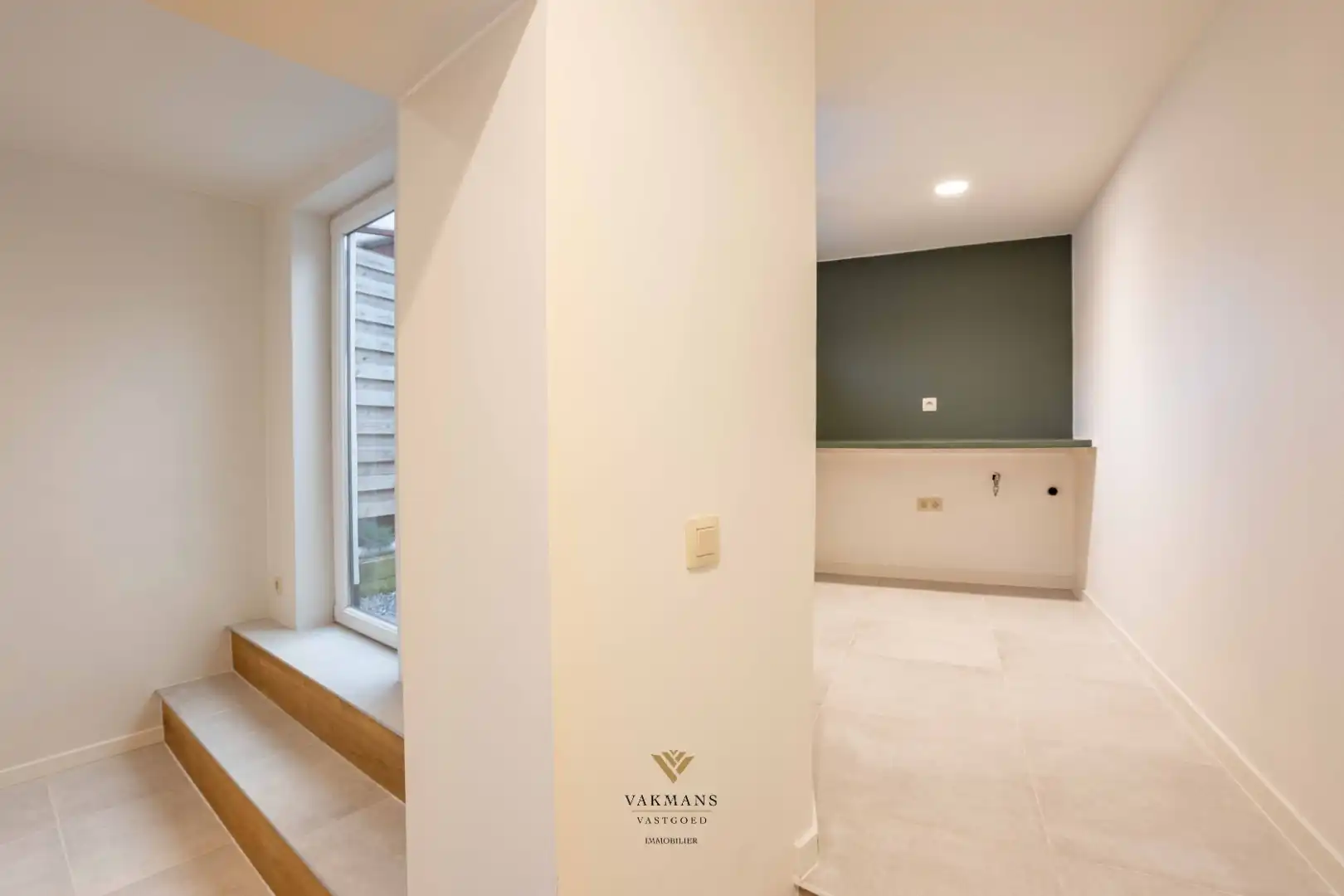 Prachtige gerenoveerde woning met 3 slaapkamers en tuin foto 24