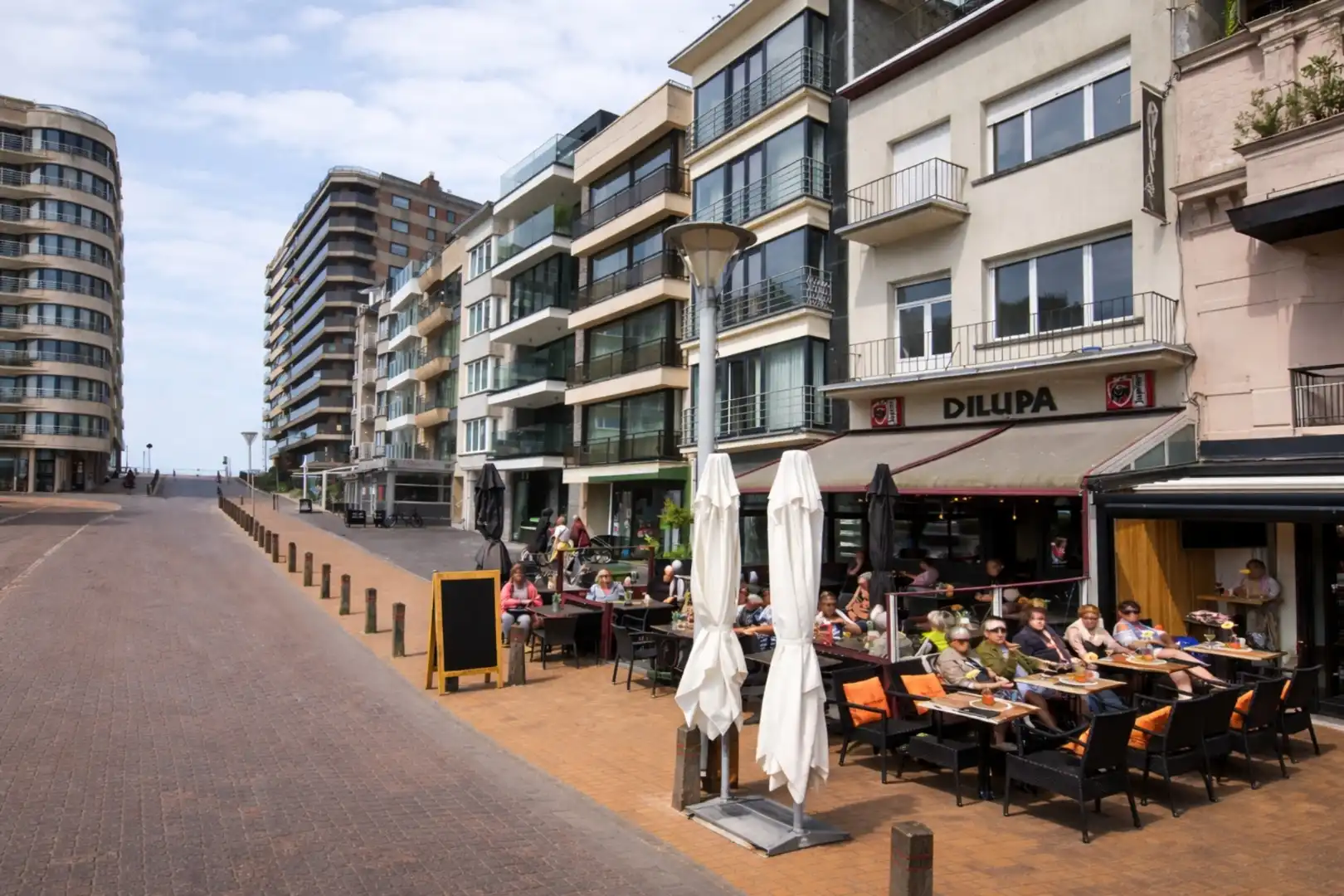 Investeringspand met veel potentieel op top locatie in Blankenberge foto 8