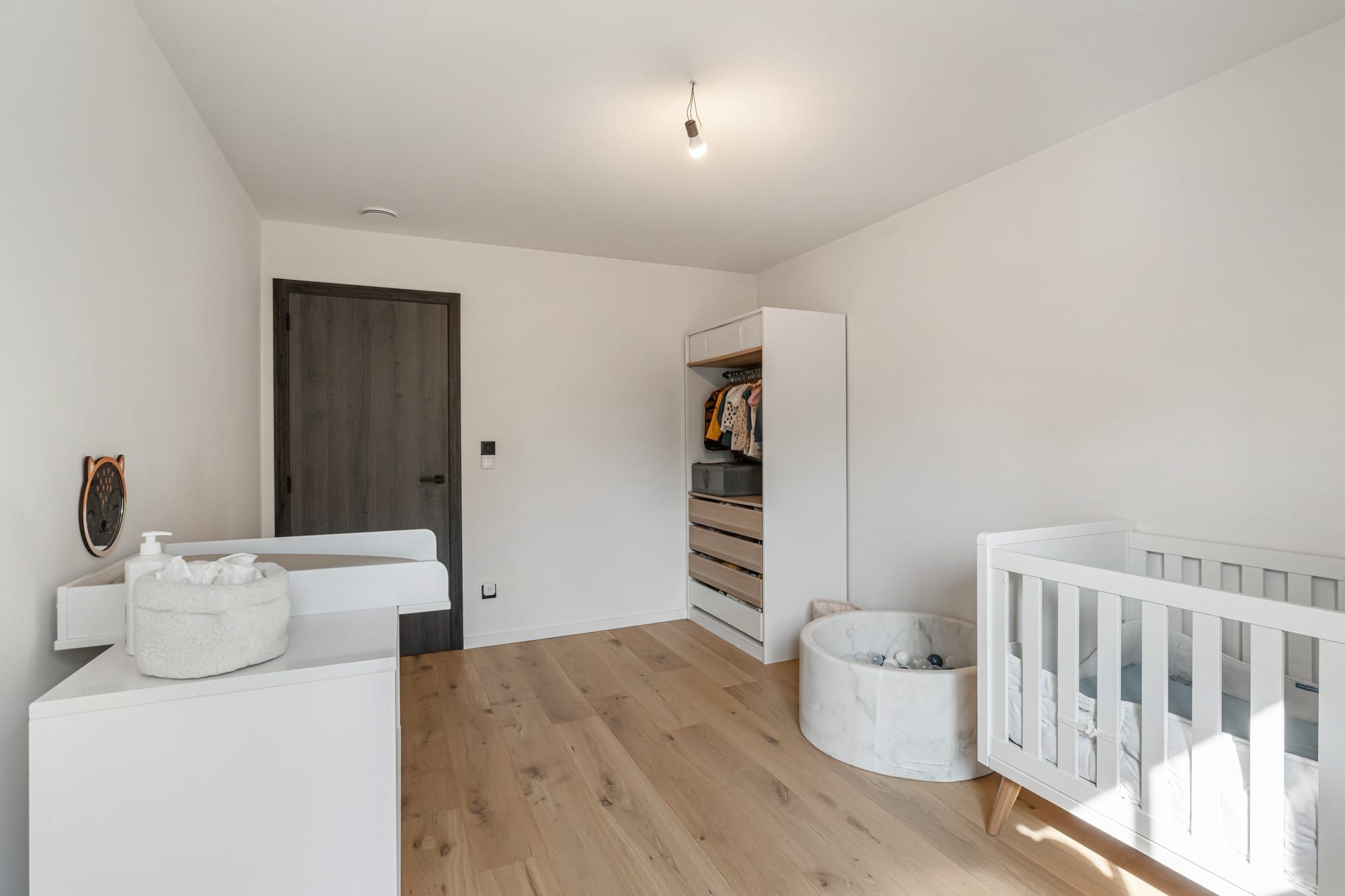 Exclusieve nieuwbouwwoning met verfijnde afwerking en ruime tuin! foto 12