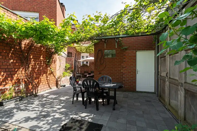 Roeselare-Beveren : charmante en ruime gezinswoning in hart van Beveren met 3 slaapkamers en toffe tuin. foto 17