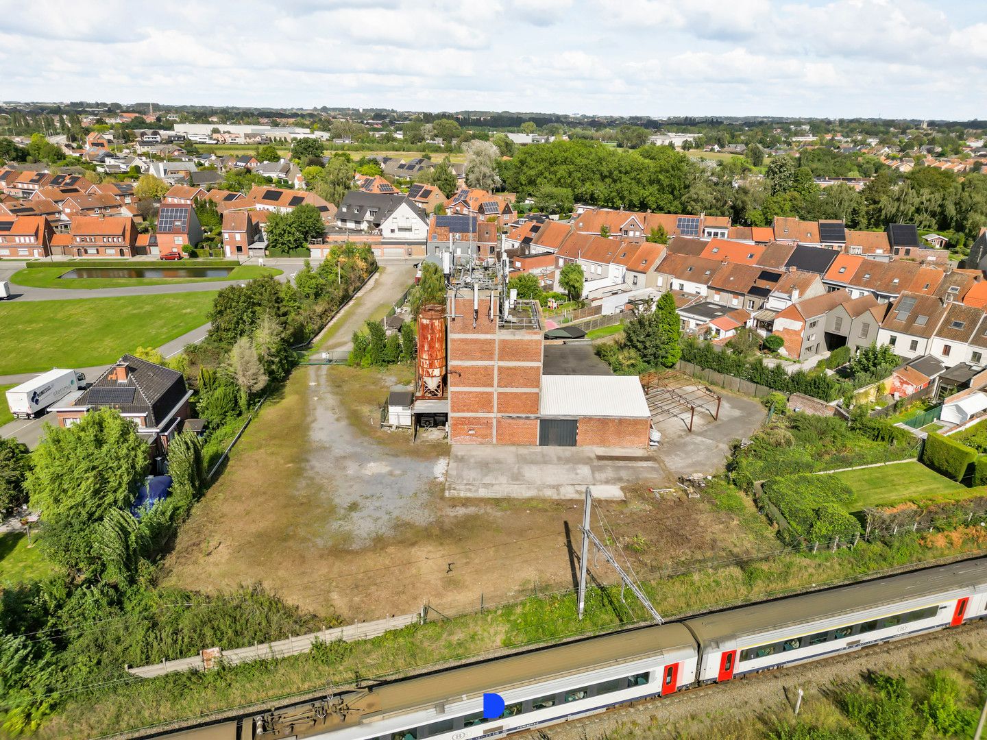 Bedrijfsgebouw met industrieel karakter op 3.275m² foto 5