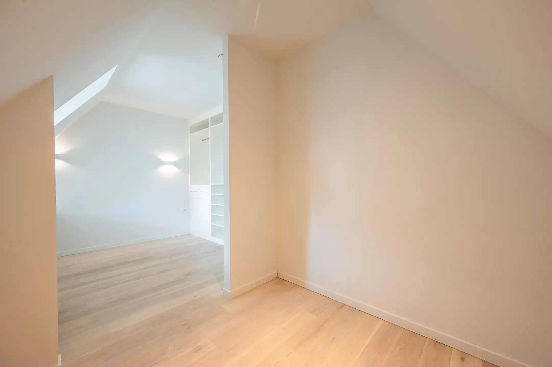 Stijlvol penthouse met 2 slaapkamers en terras – Duinenwater foto 10