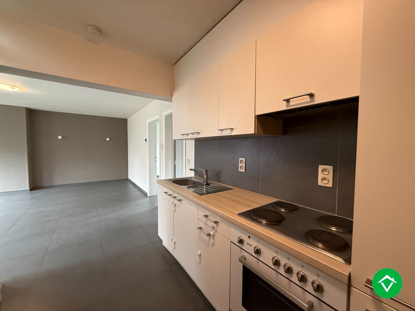 Appartement met twee slaapkamers te Wervik  foto 7
