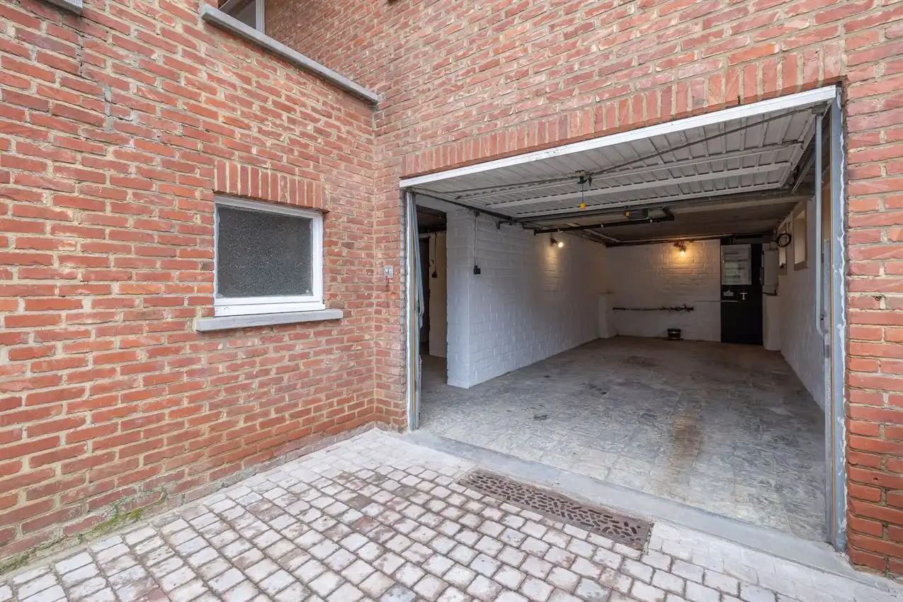 Gusting gelegen woning met 3 slpk, garage en tuin foto 37