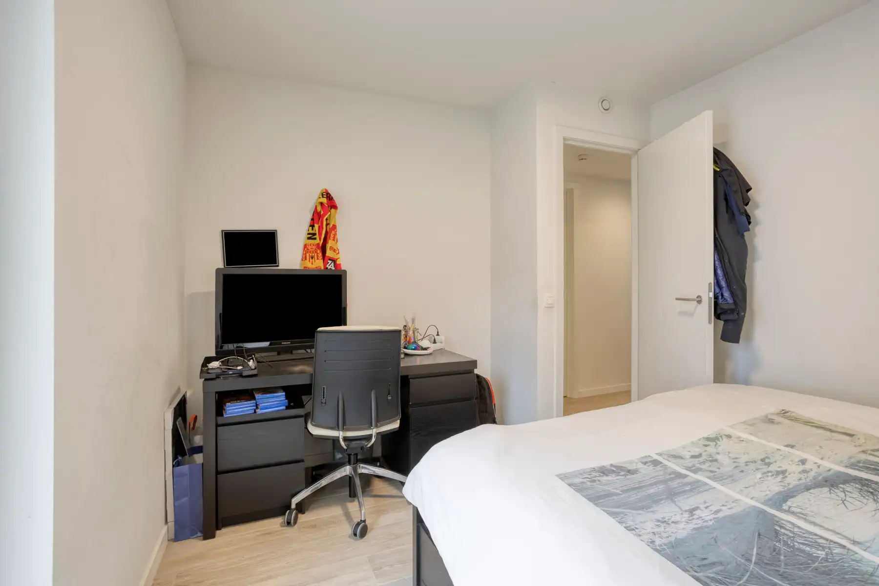 Prachtig gelijkvloers BEN-appartement met terras en parking foto 13