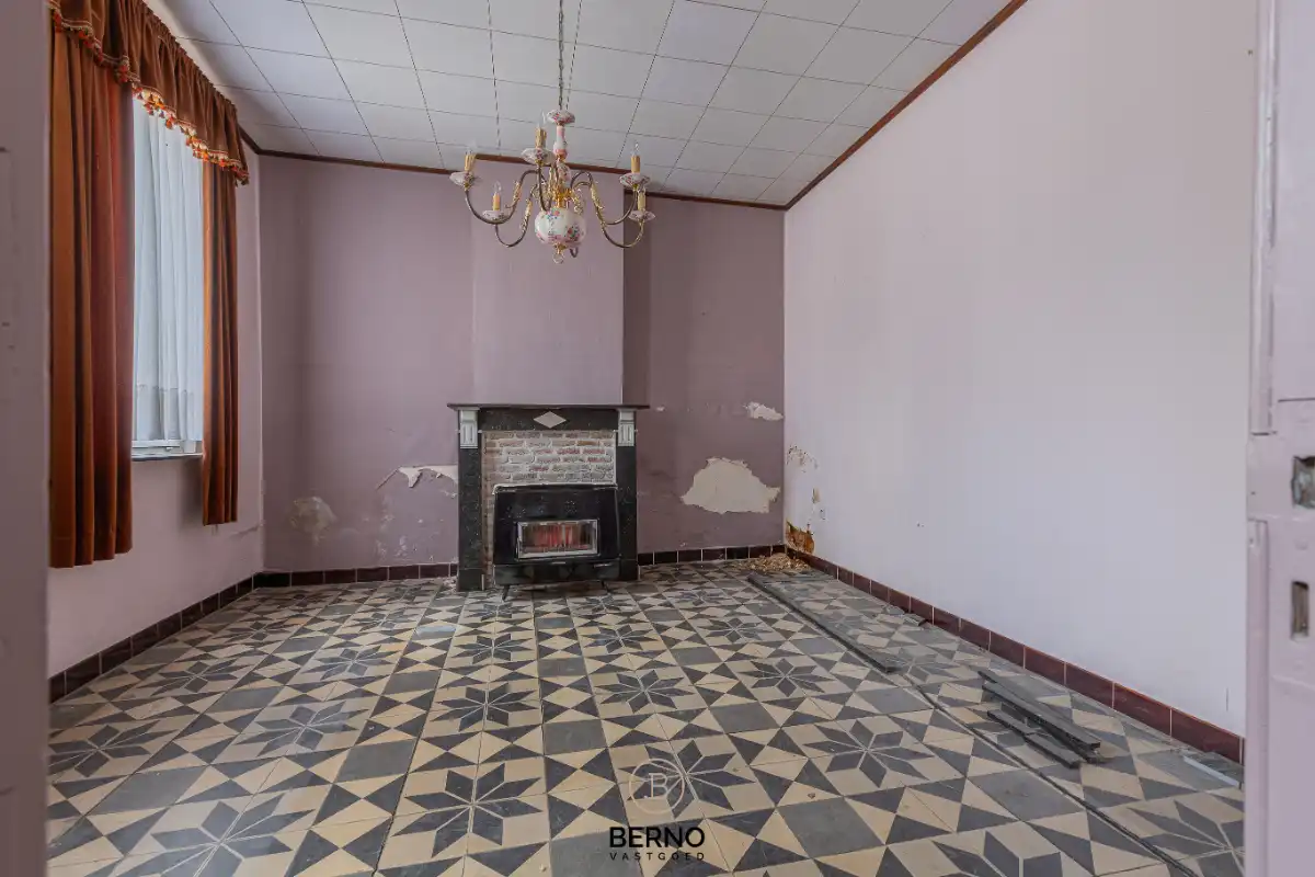 Totaal te renoveren woning op prachtig perceel van 1.170 m² foto 2