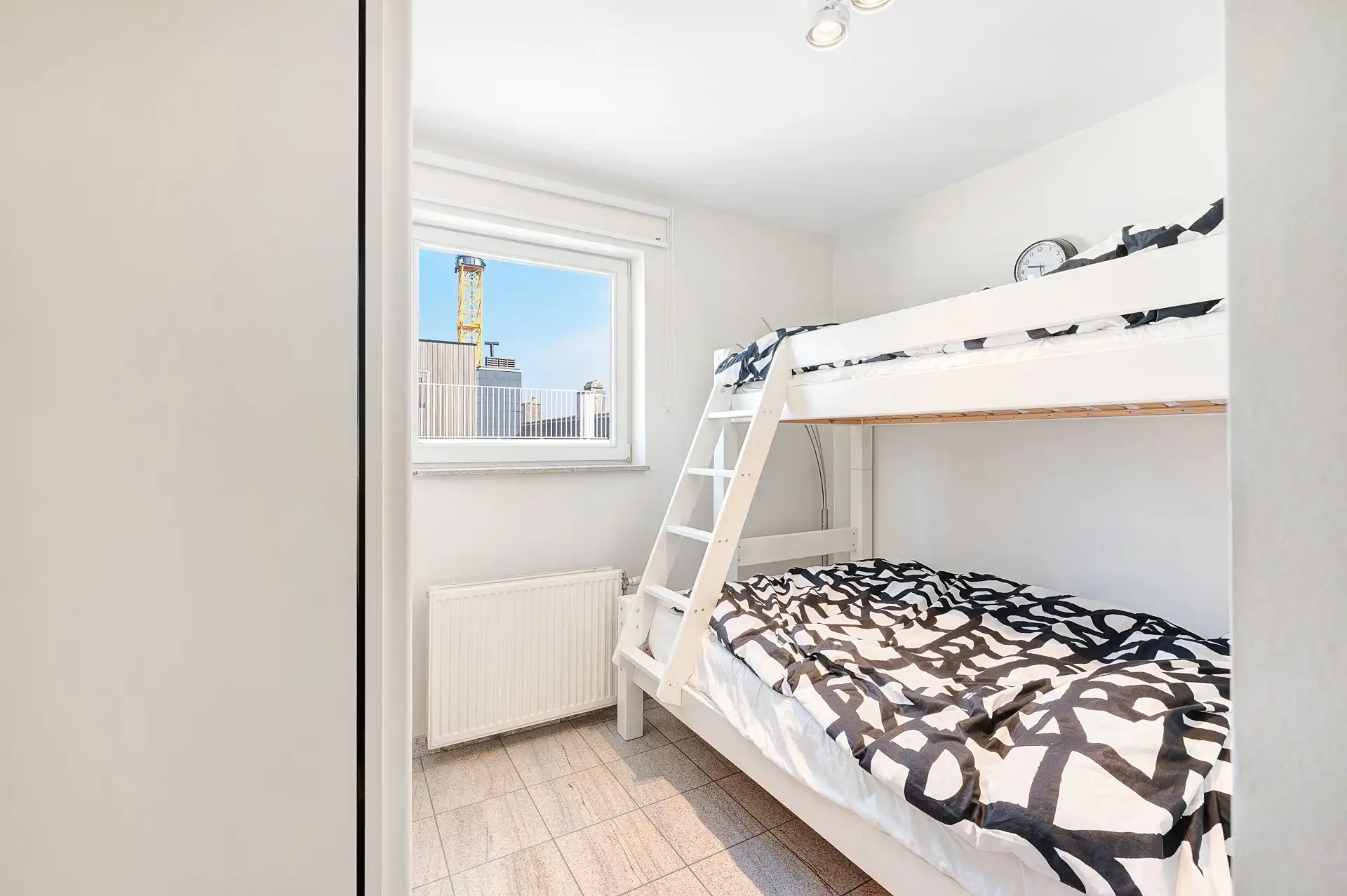 Lichtrijk hoekappartement met groot zuid gericht terras en adembenemend zeezicht foto 22