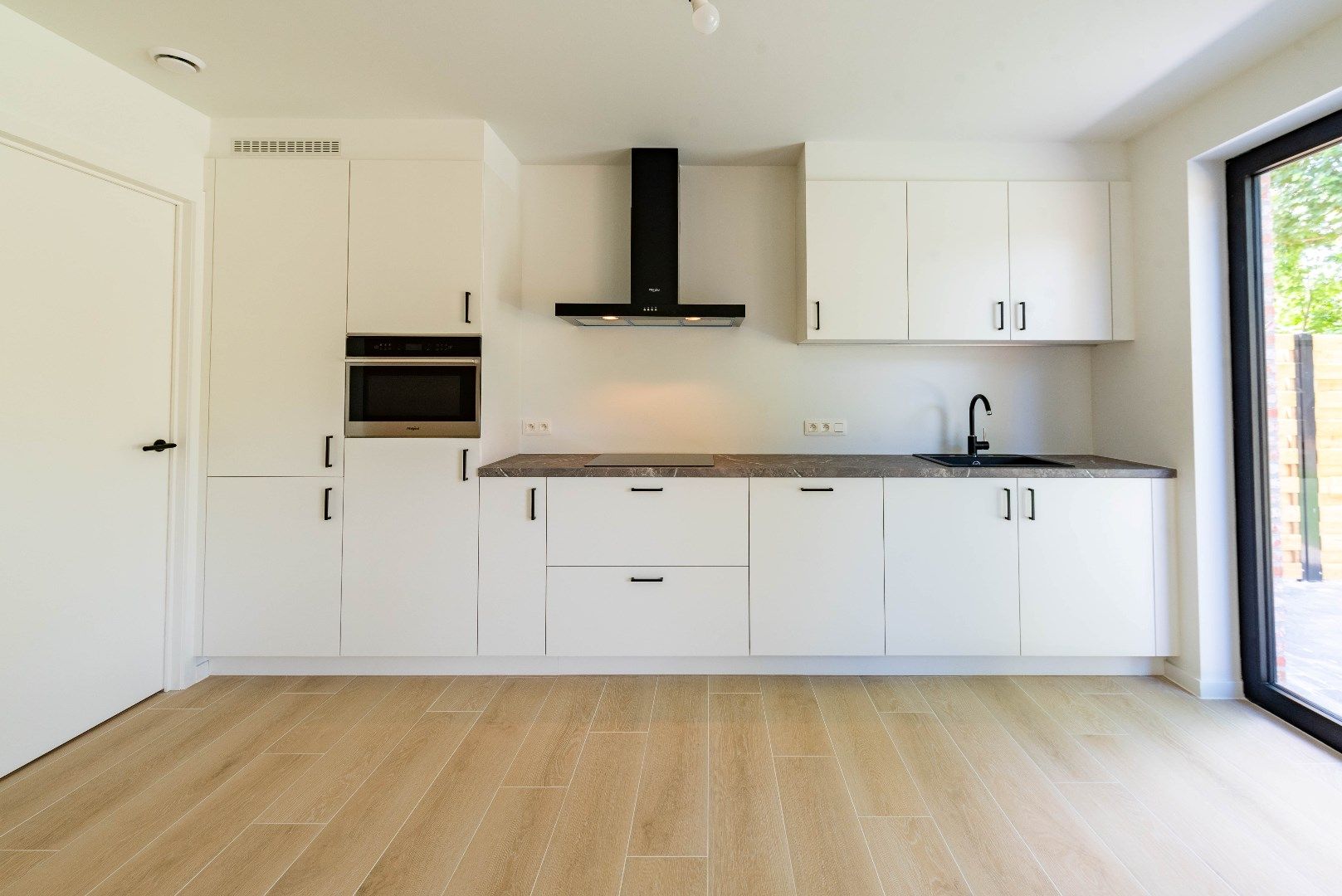 Modern gelijkvloers appartement met tuin in Halle-Zoersel foto 6