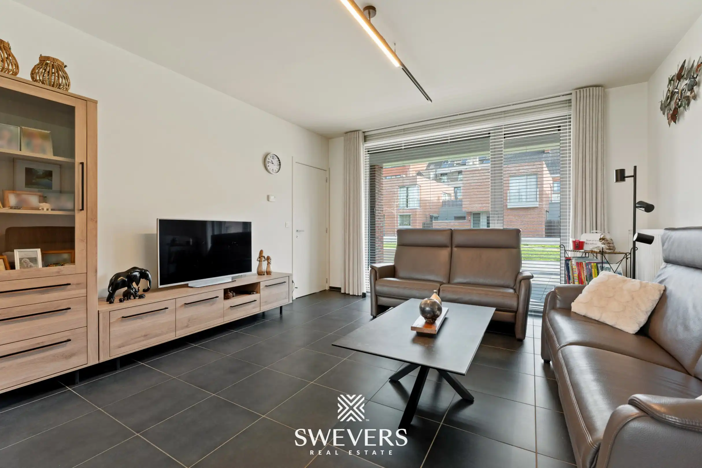 Recent en ruim duplex appartement (140m²) met 2 grote terrassen in centrum Diepenbeek foto 8
