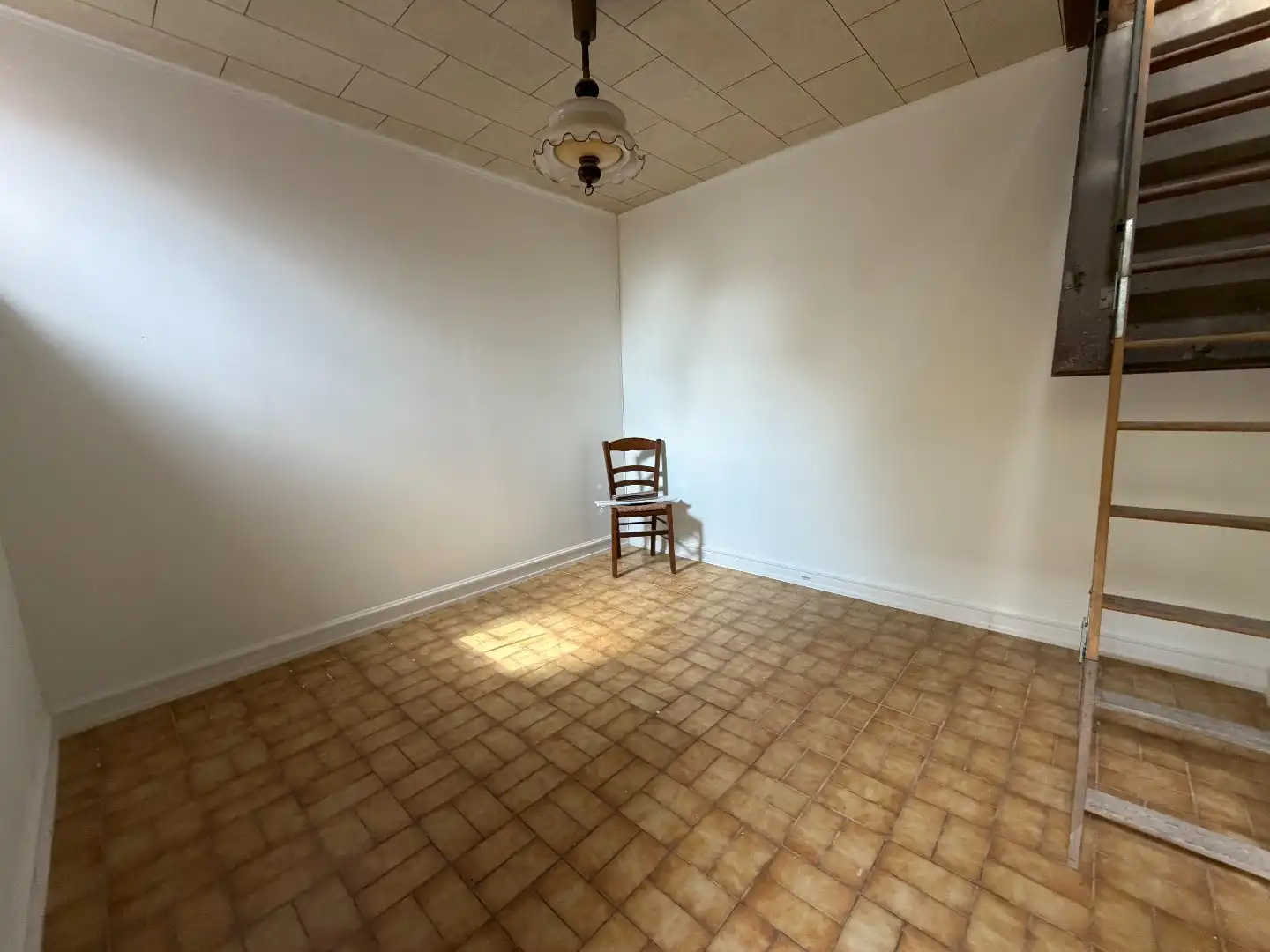 Woning met 3 slaapkamers en garage foto 12