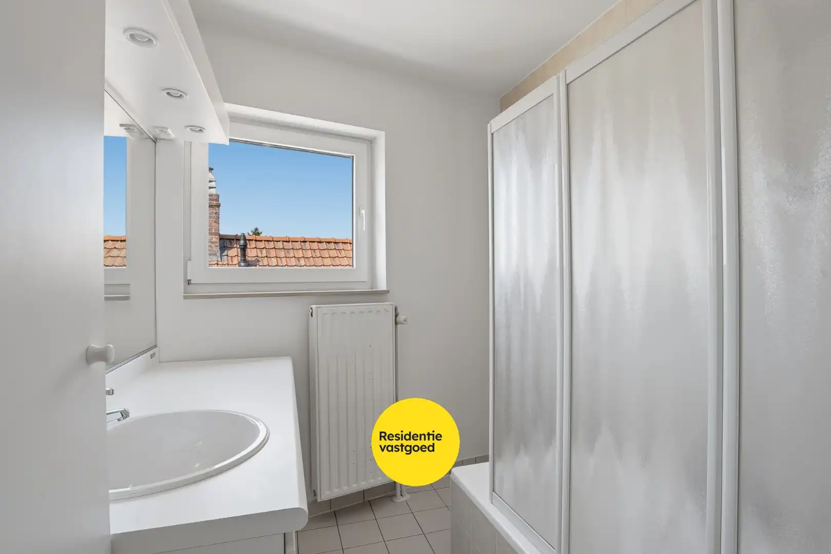 Instapklaar appartement met 2 slaapkamers te Eernegem foto 12