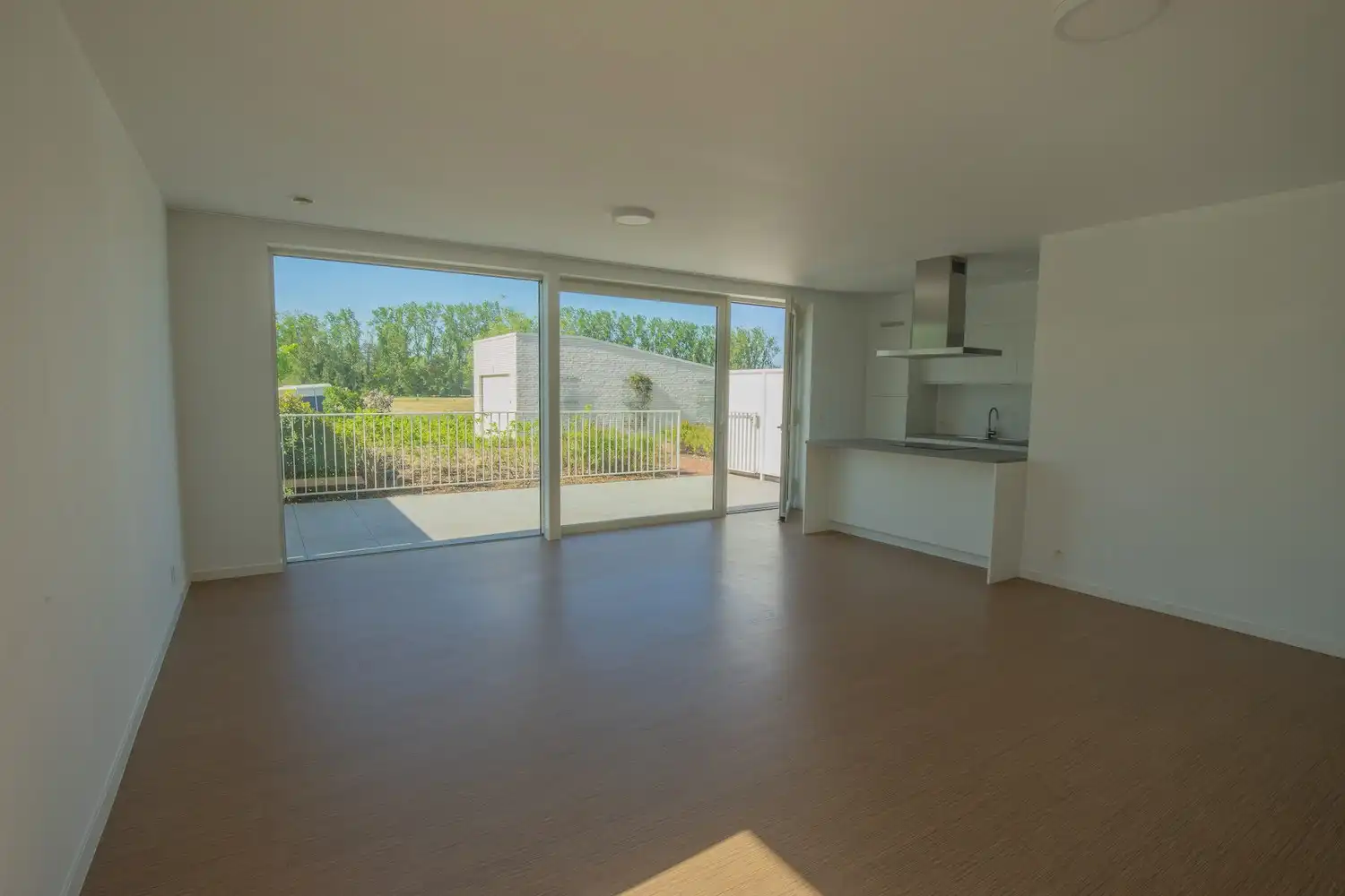 Energiezuinig appartement met een zeer ruim terras en ondergrondse staanplaats! foto 3