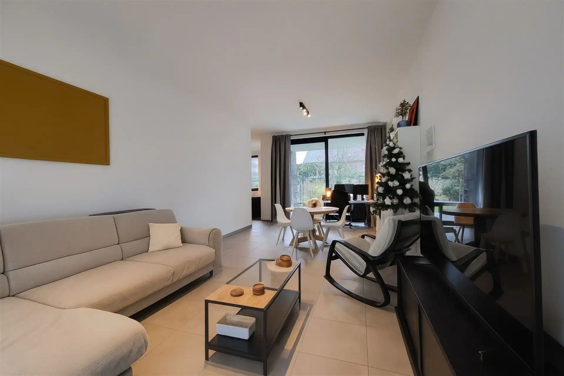 Gelijkvloers appartement met tuin! foto 14