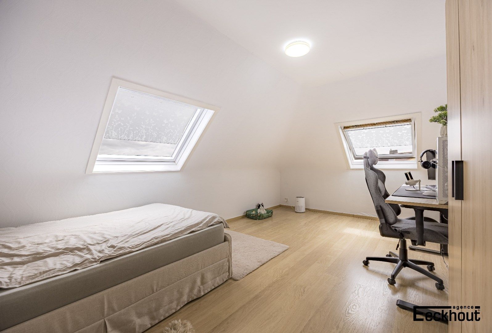Instapklaar hoekappartement op gunstige ligging! foto 7