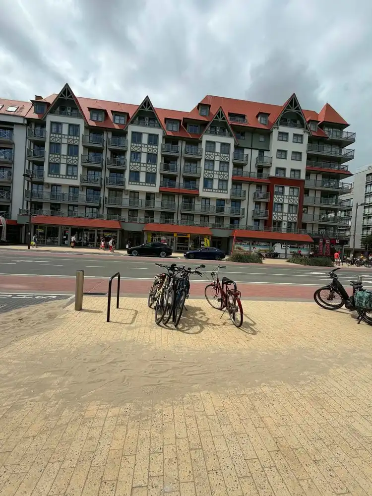 Multifunctioneel handelspand op toplocatie in Oostduinkerke-Bad foto 16