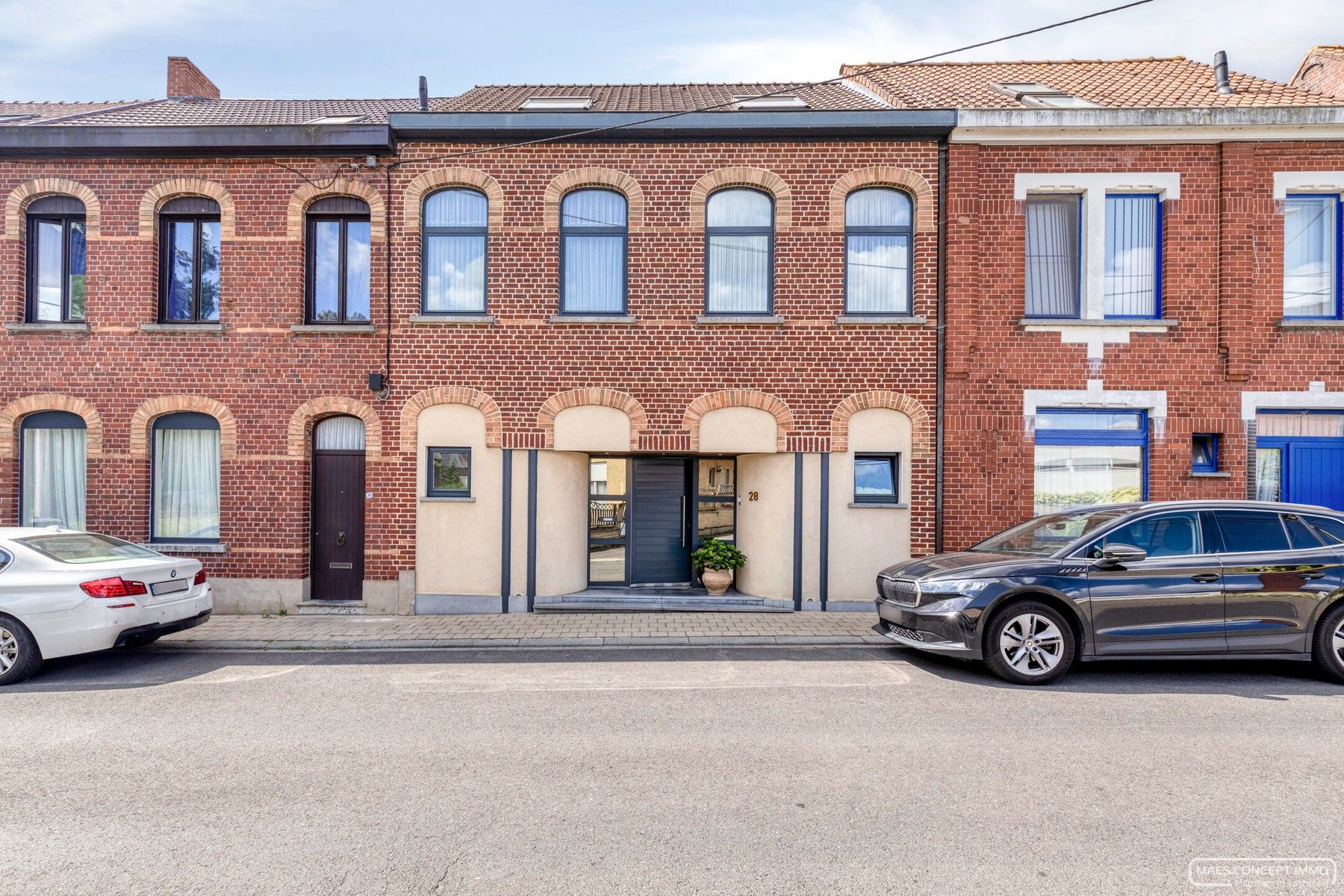 Grote woning met prachtige zichten te koop te Anzegem foto 2