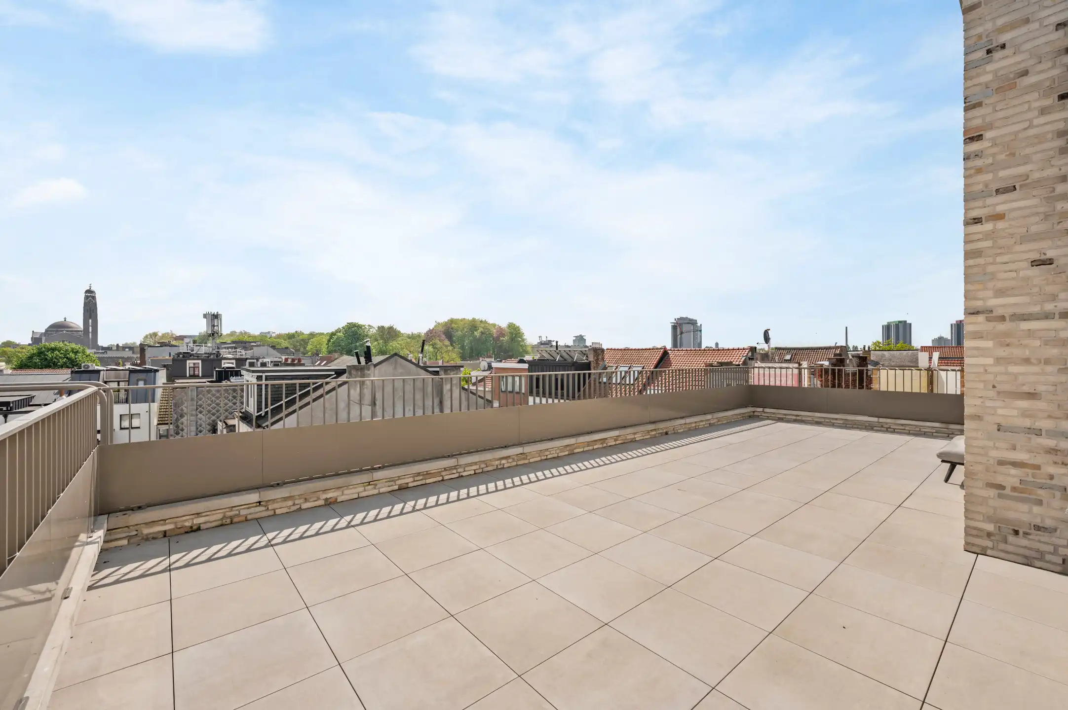 ANTWERPEN - Exclusieve penthouse met zonneterras en privacy foto 12