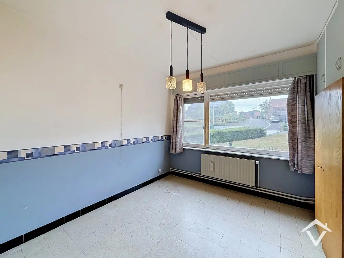 Gelijkvloerse woning met 3 slaapkamers, ruime garage en tuin op een gunstige ligging te Hooglede foto 15