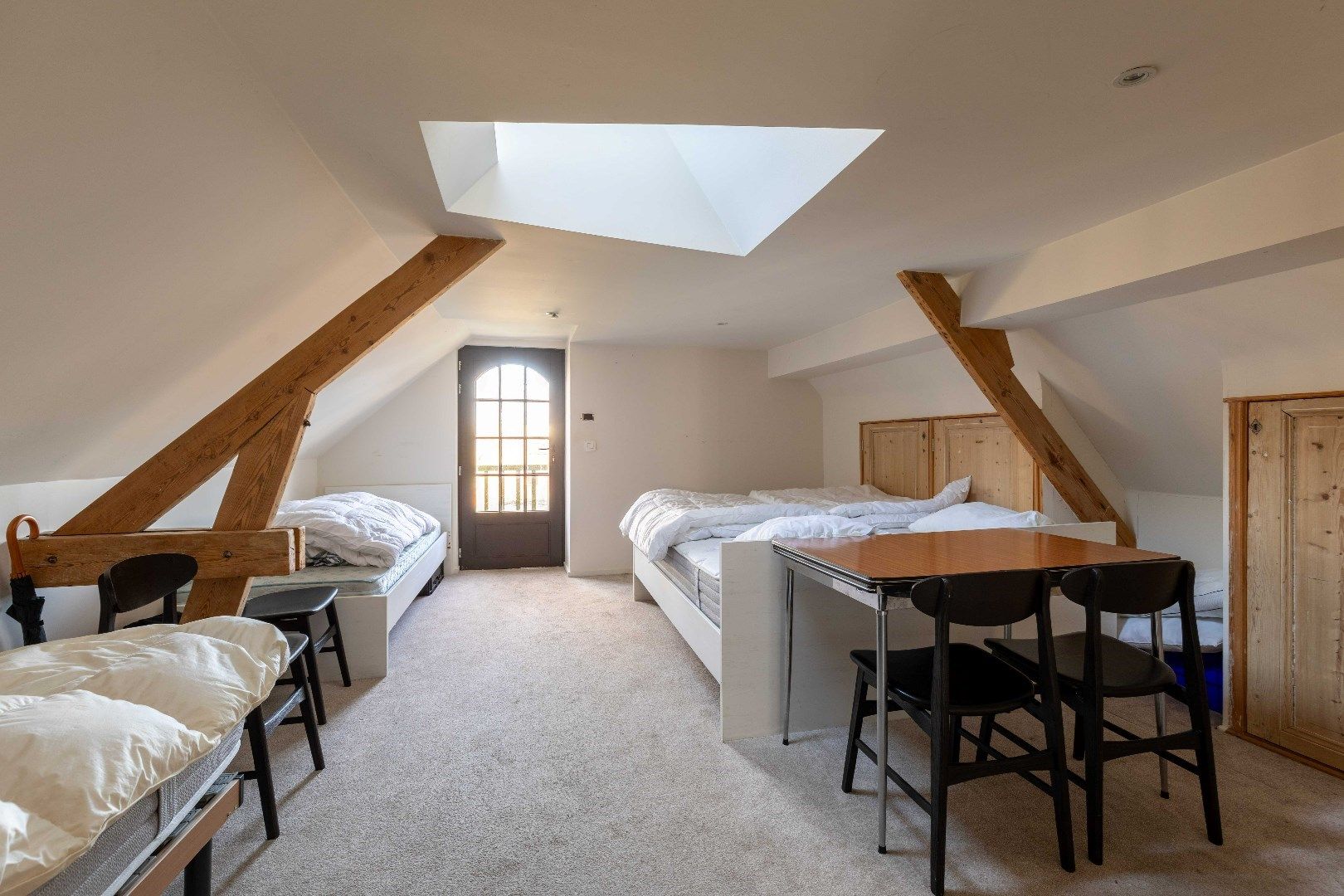 Luxe horecazaak met woonst, parking, terrassen en bureel te Oostduinkerke. foto 26