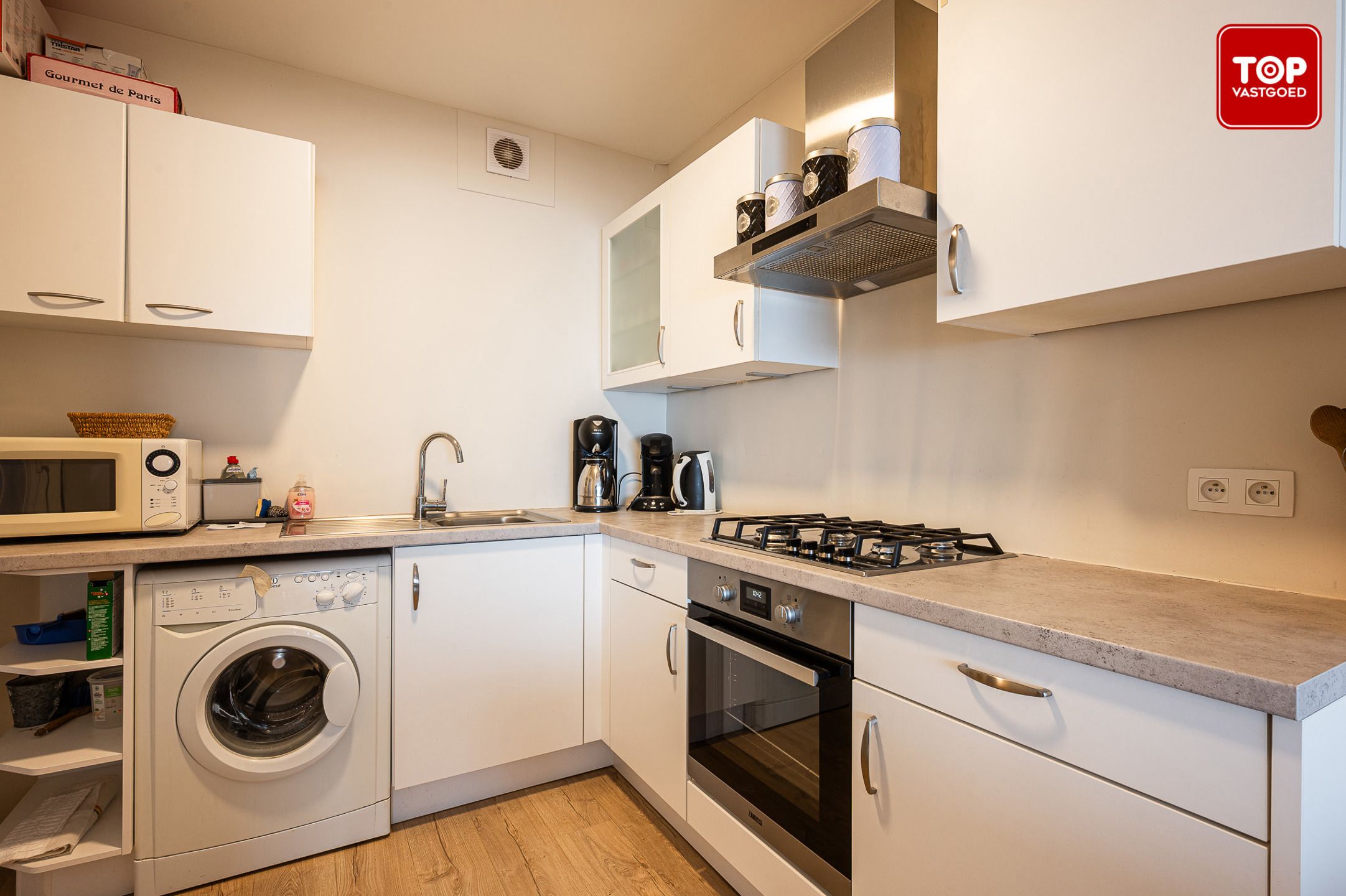 Instapklaar appartement met zeezicht op de zeedijk van koksijde foto 10