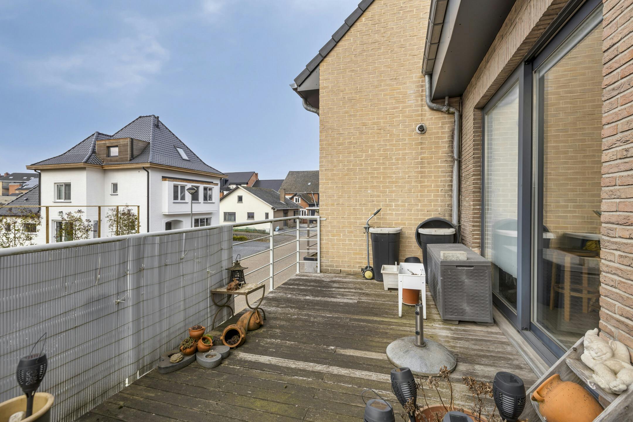 Ruim appartement aan de dorpskern van Kortessem foto 8