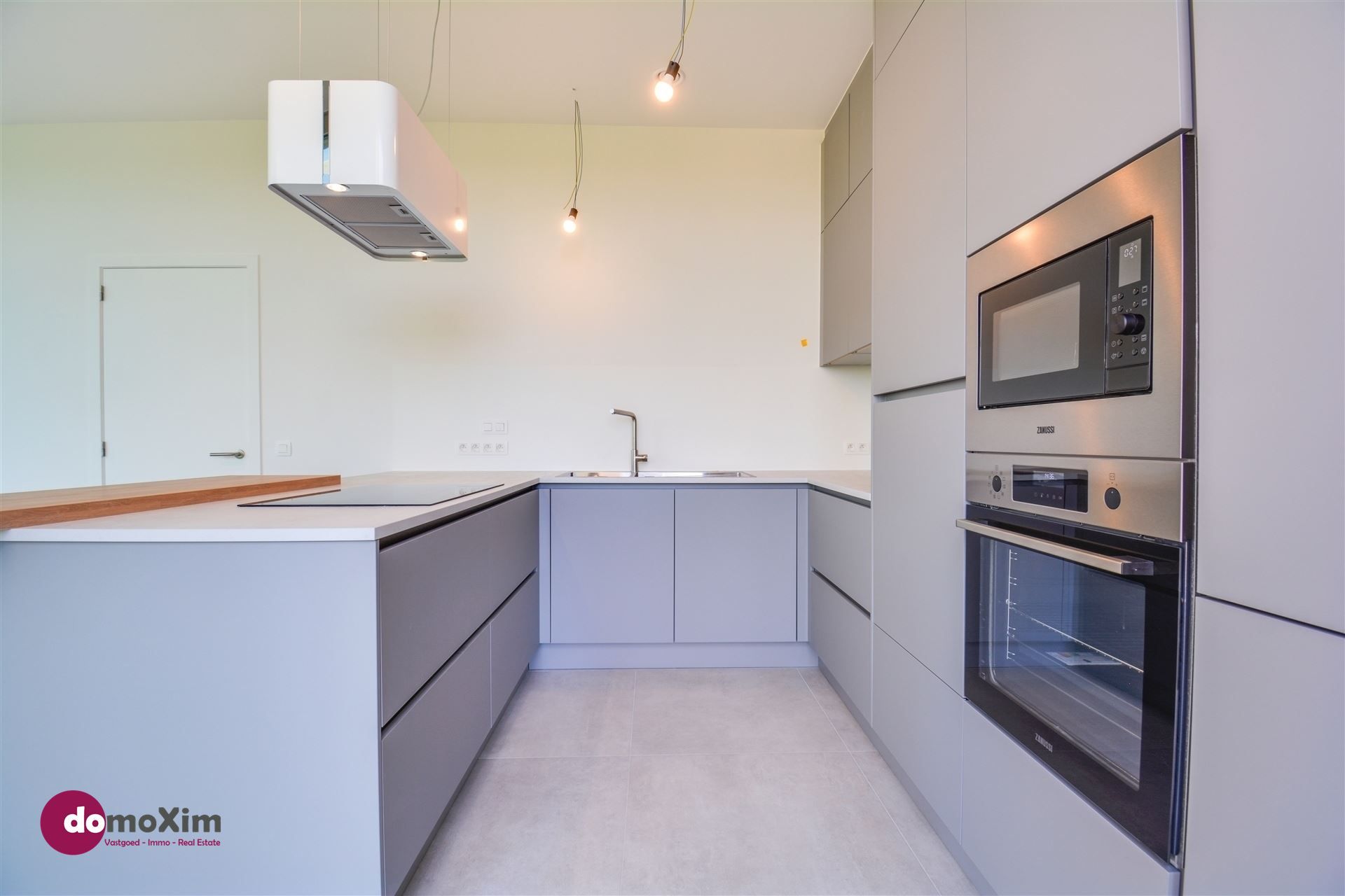 Zonovergoten penthouse met 2 terrassen op een unieke locatie in Mechelen foto 12