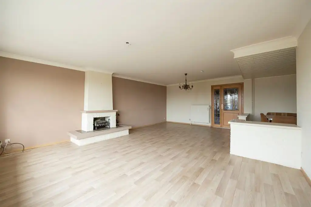 Ruim 2-slaapkamer appartement met terras en EPC B foto {{pictureIndex}}