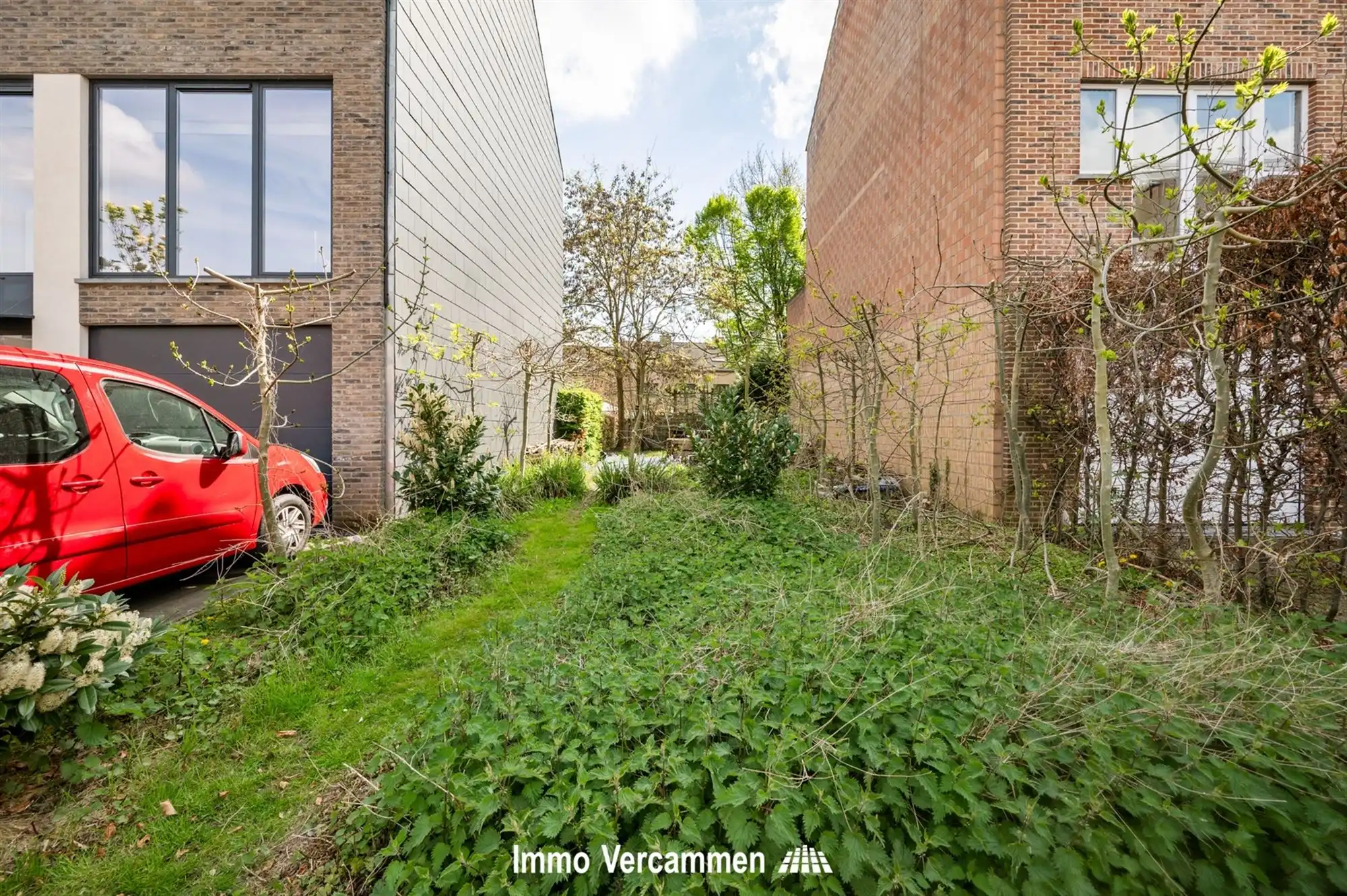Unieke, perfect zuidoost georiënteerde bouwgrond van 246 m² in Kessel-Lo foto {{pictureIndex}}