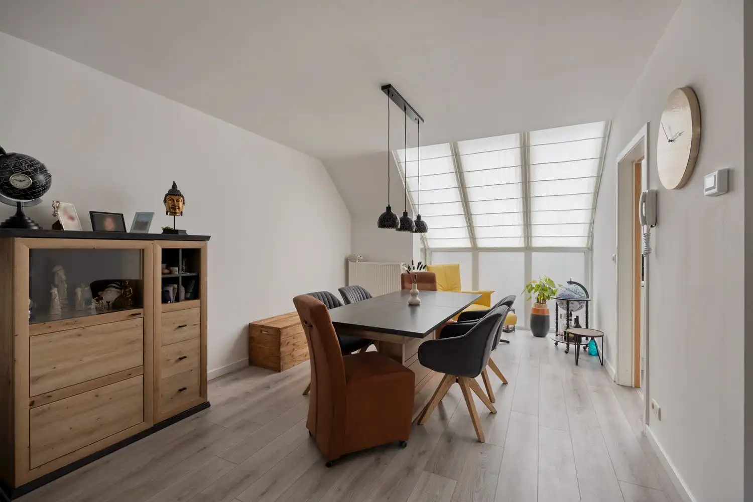 Instapklaar appartement met 2 slaapkamers en garage in het centrum van Lanaken! foto 8