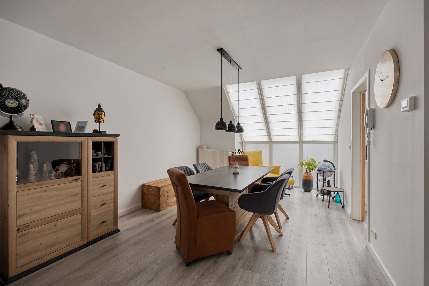 Instapklaar appartement met 2 slaapkamers en garage in het centrum van Lanaken! foto 7