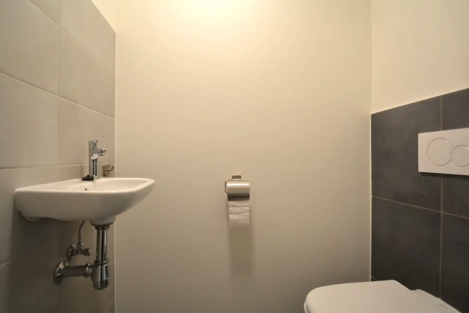 RECENT APPARTEMENT MET 2 SLK, TERRAS EN PARKING! foto 13