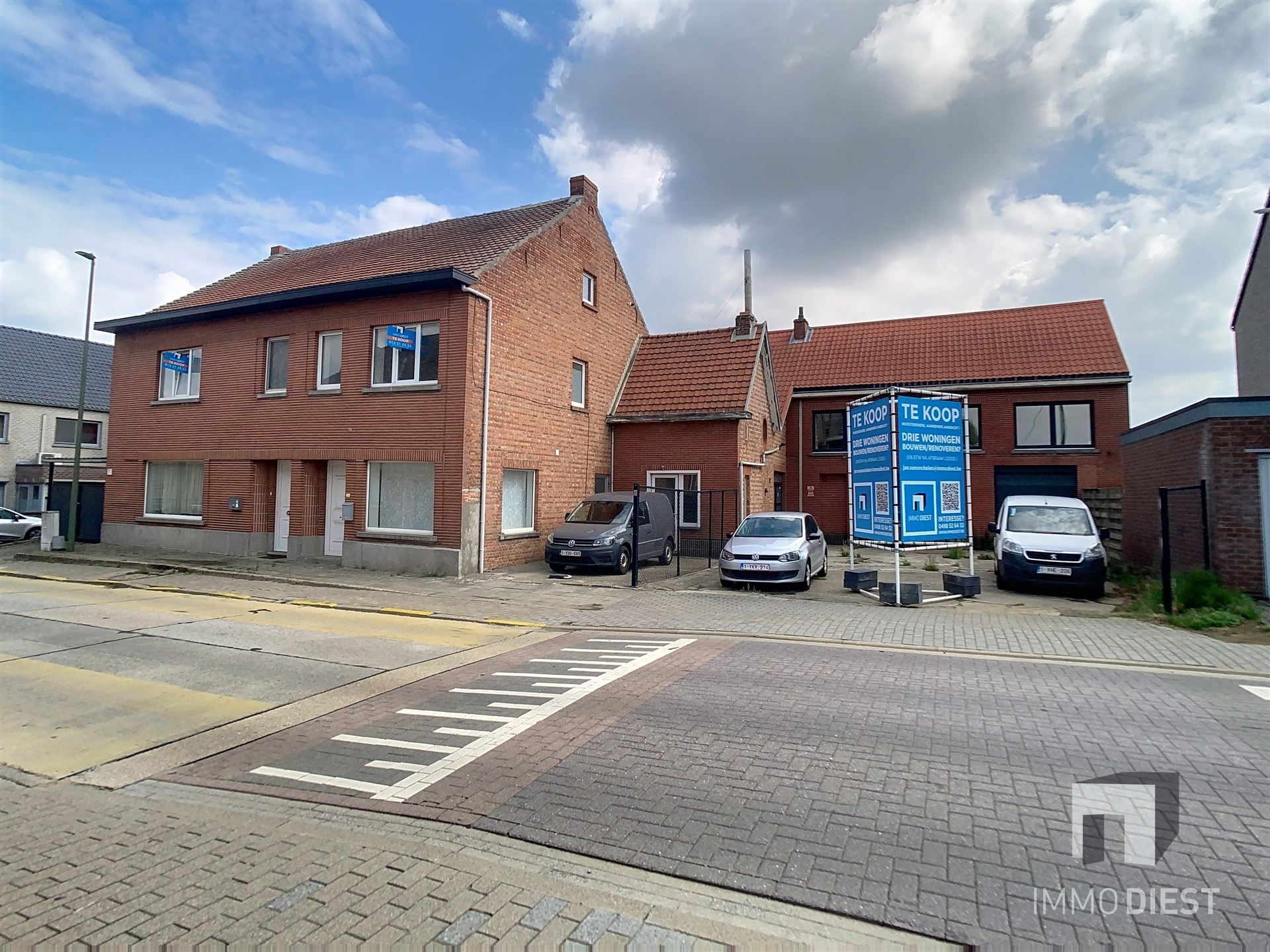 Projecteigendom ( 2 woningen en bouwgrond HOB ) foto 3