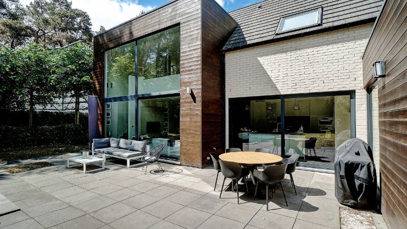 Moderne villa van 230m² op 14a08ca met openluchtzwembad foto 39