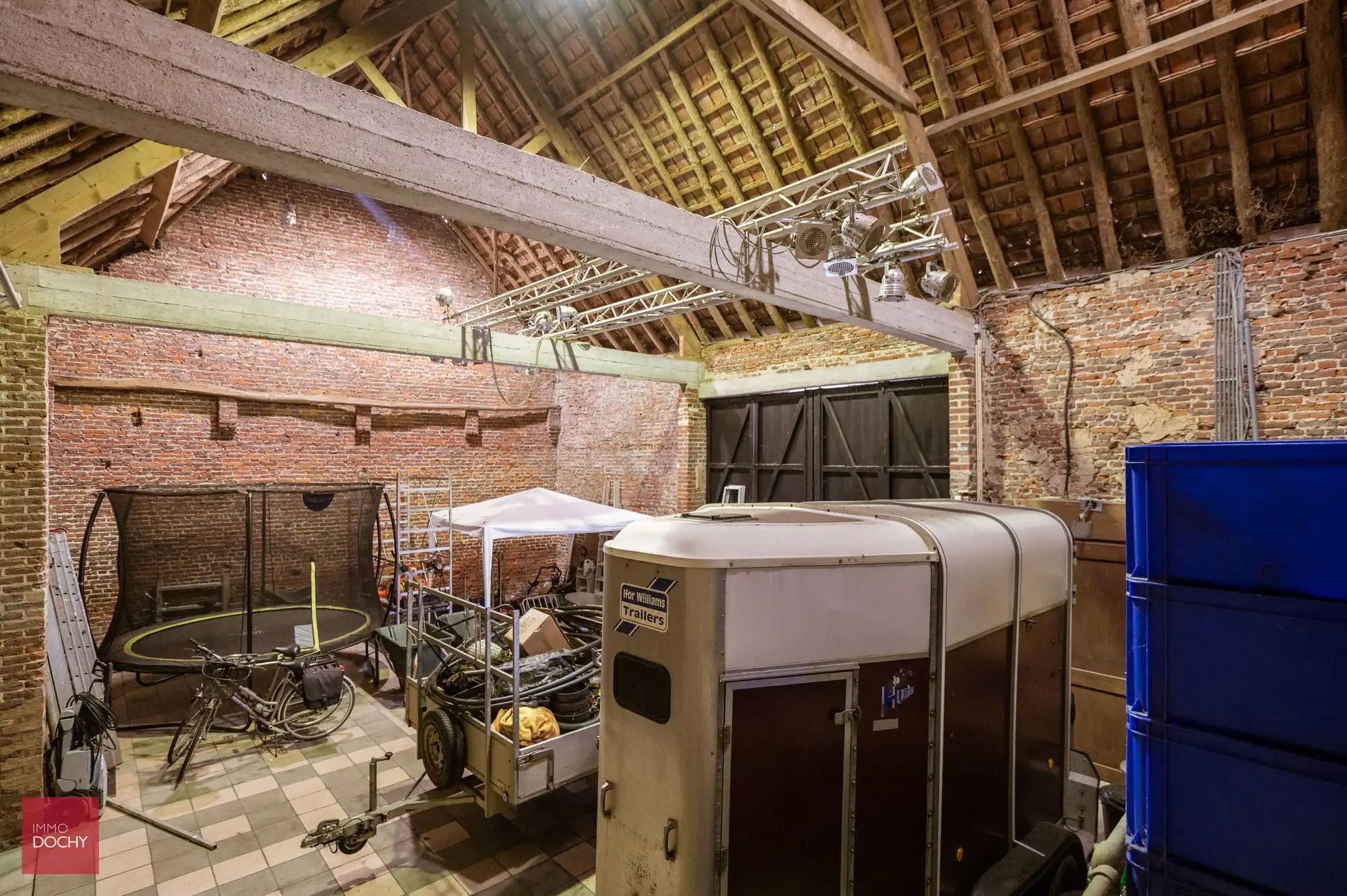 Zeer goed onderhouden gerestaureerde hoeve foto 34